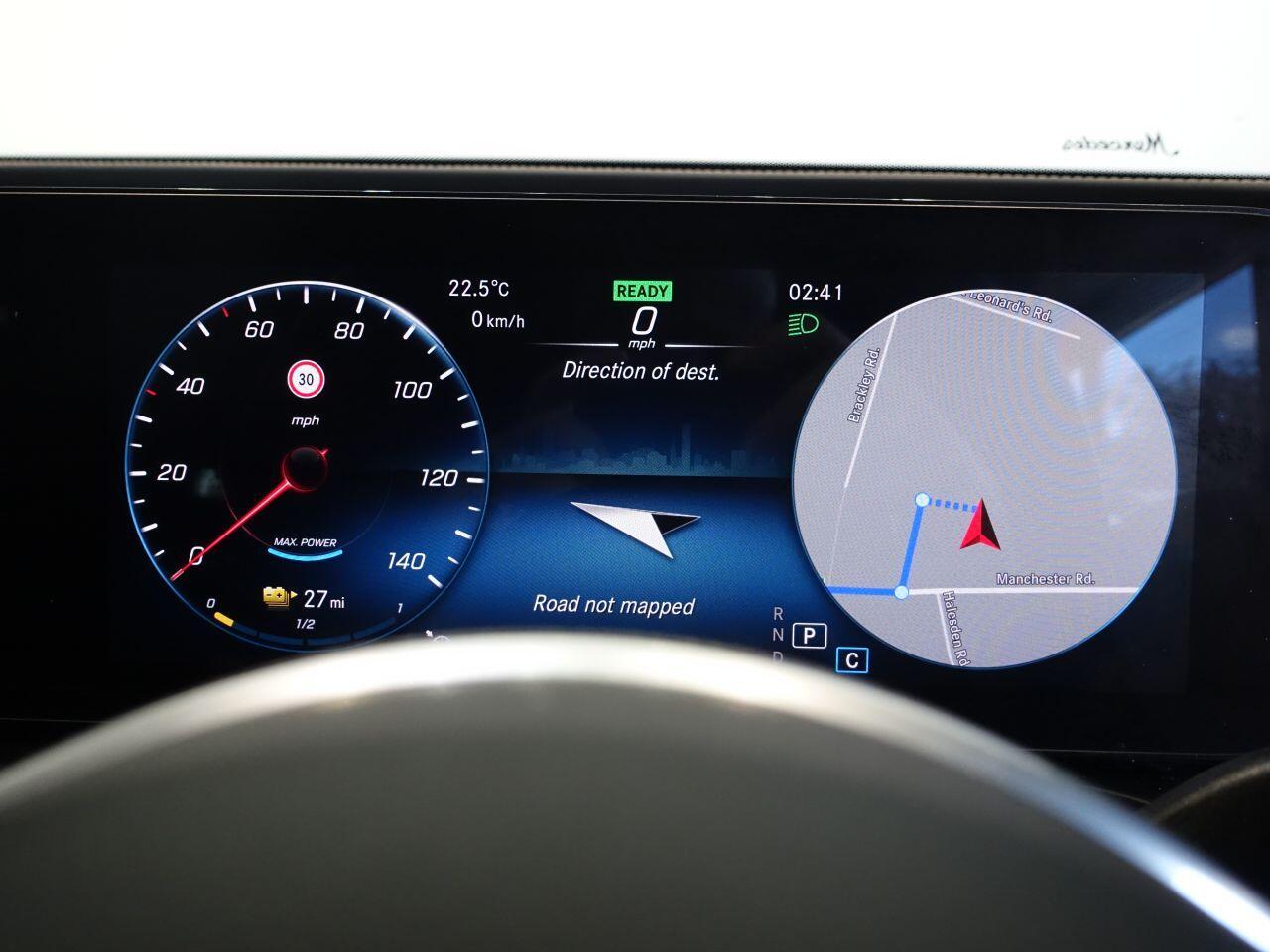 Mercedes Eqc - Image 3