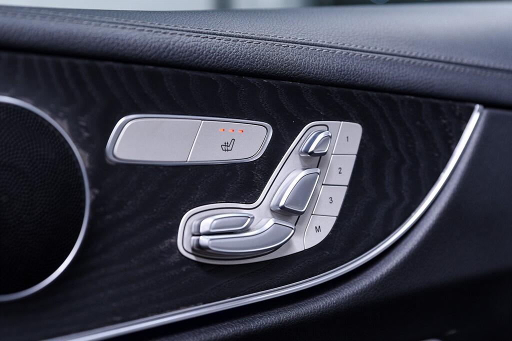 Mercedes E Class - Image 27