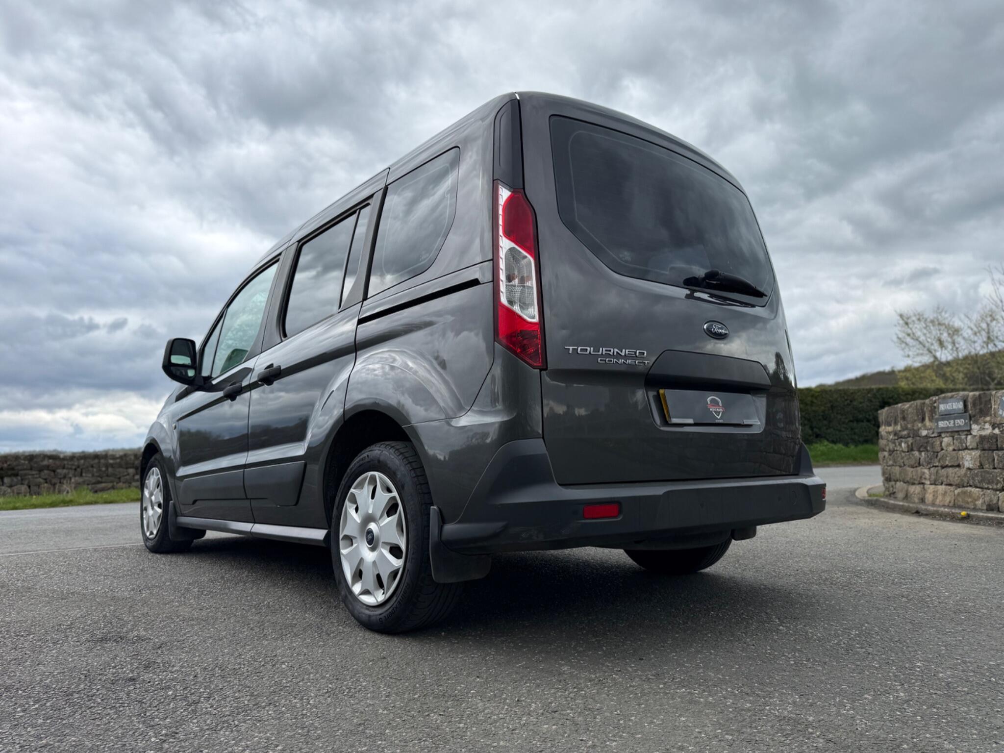 Ford Tourneo Connect - Image 19