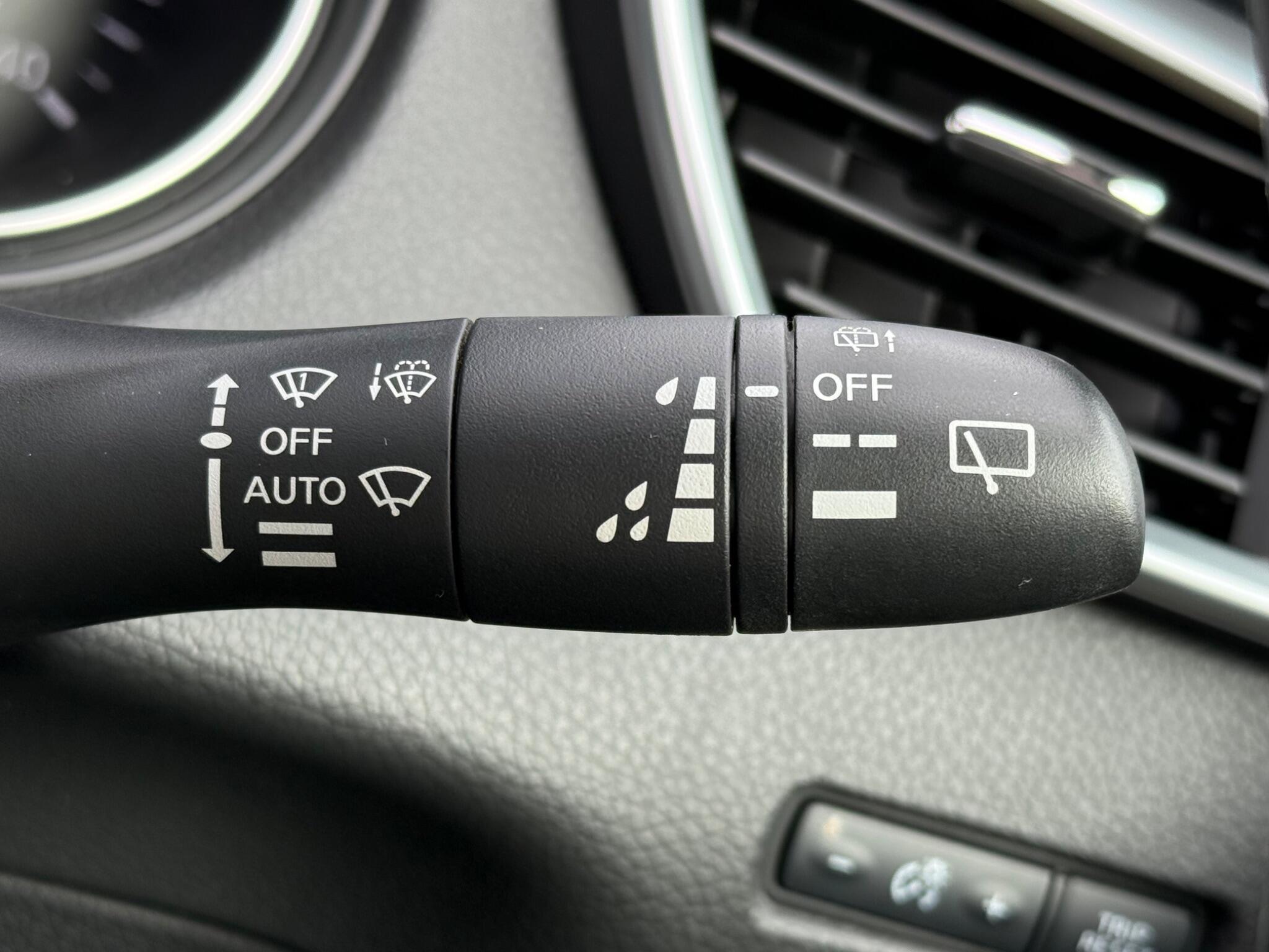 Nissan Qashqai - Image 34