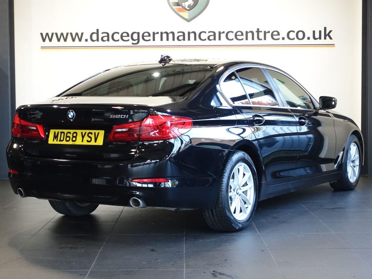 BMW 5 Series - Image 8