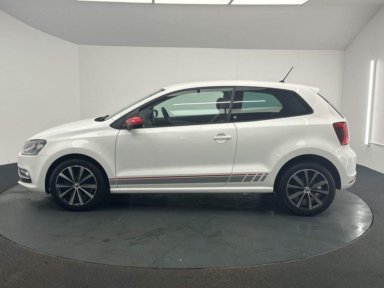Volkswagen Polo - Image 7