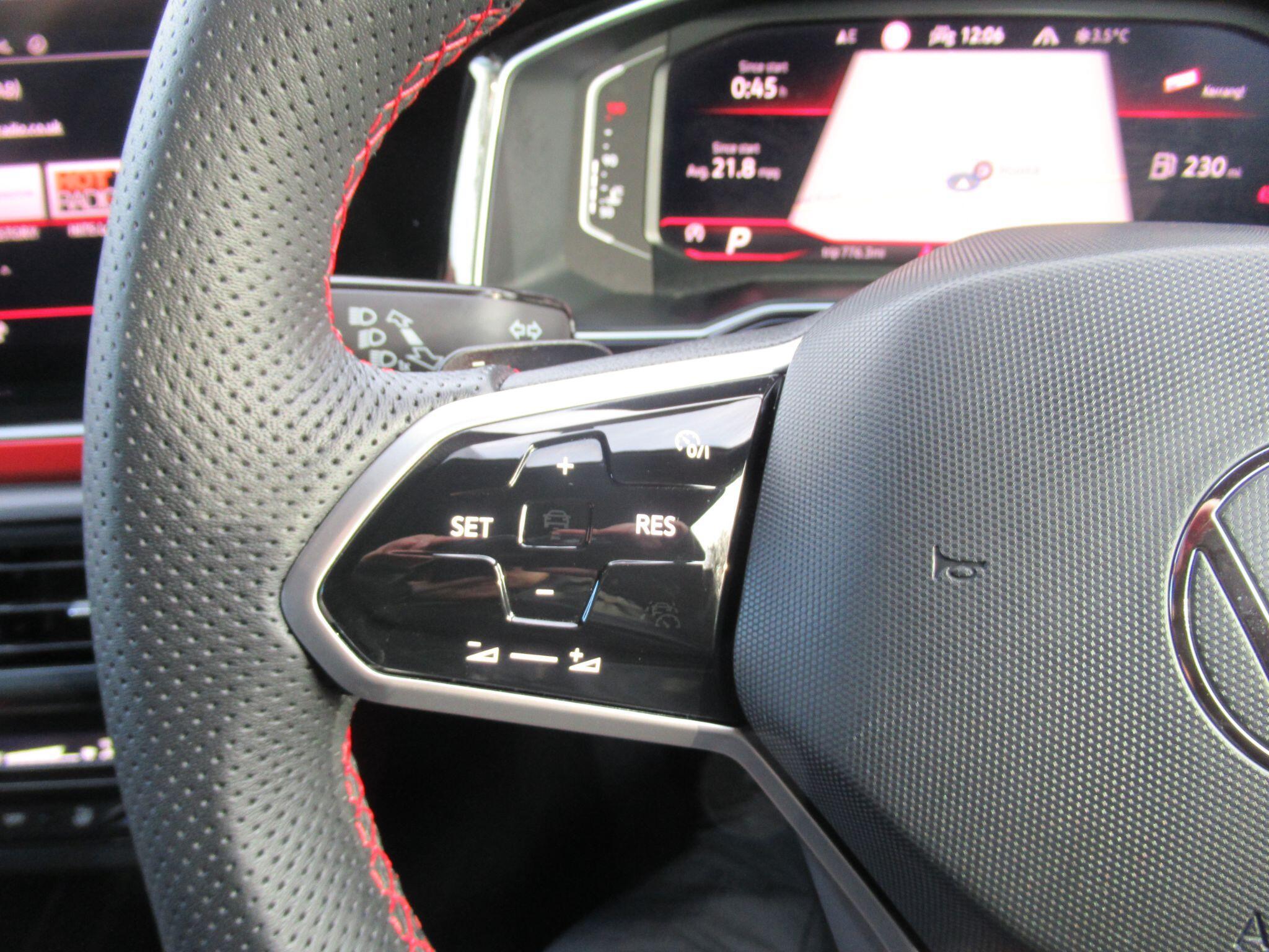 Volkswagen Polo - Image 26