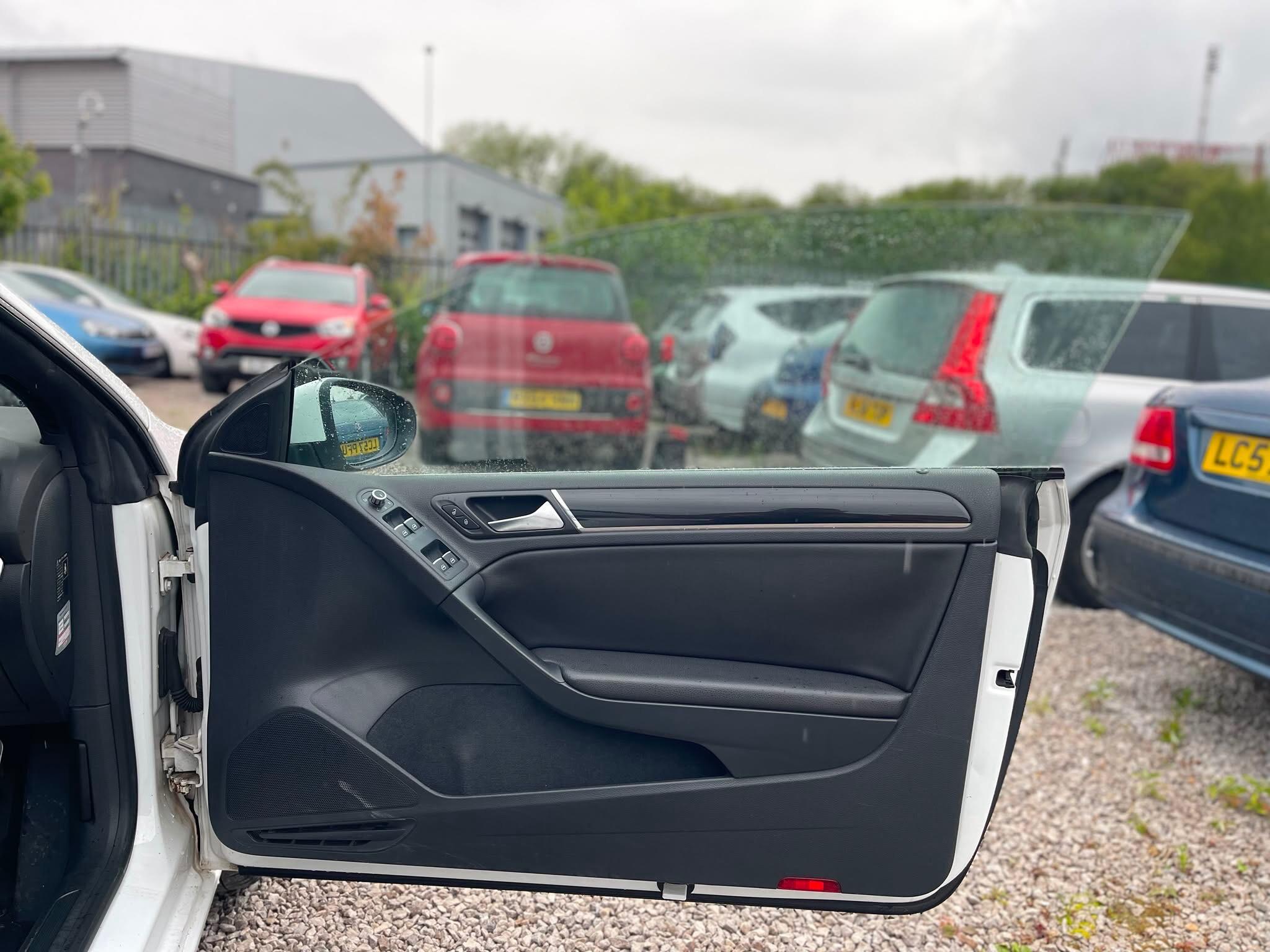 Volkswagen Golf - Image 14