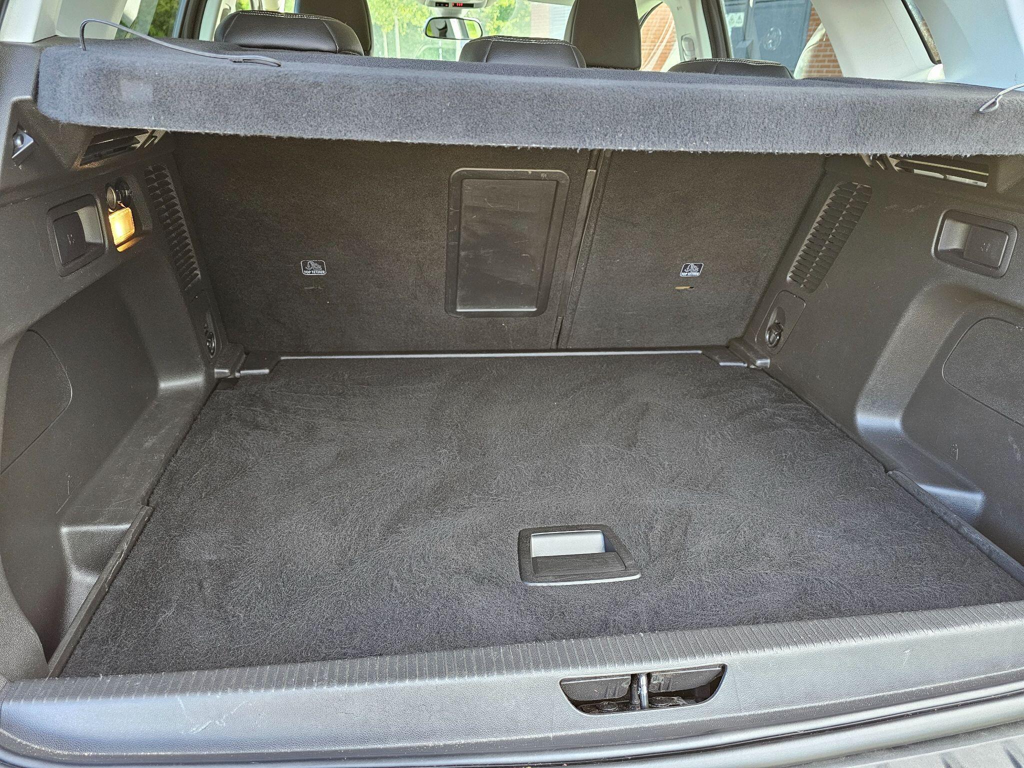 Vauxhall Grandland X - Image 12