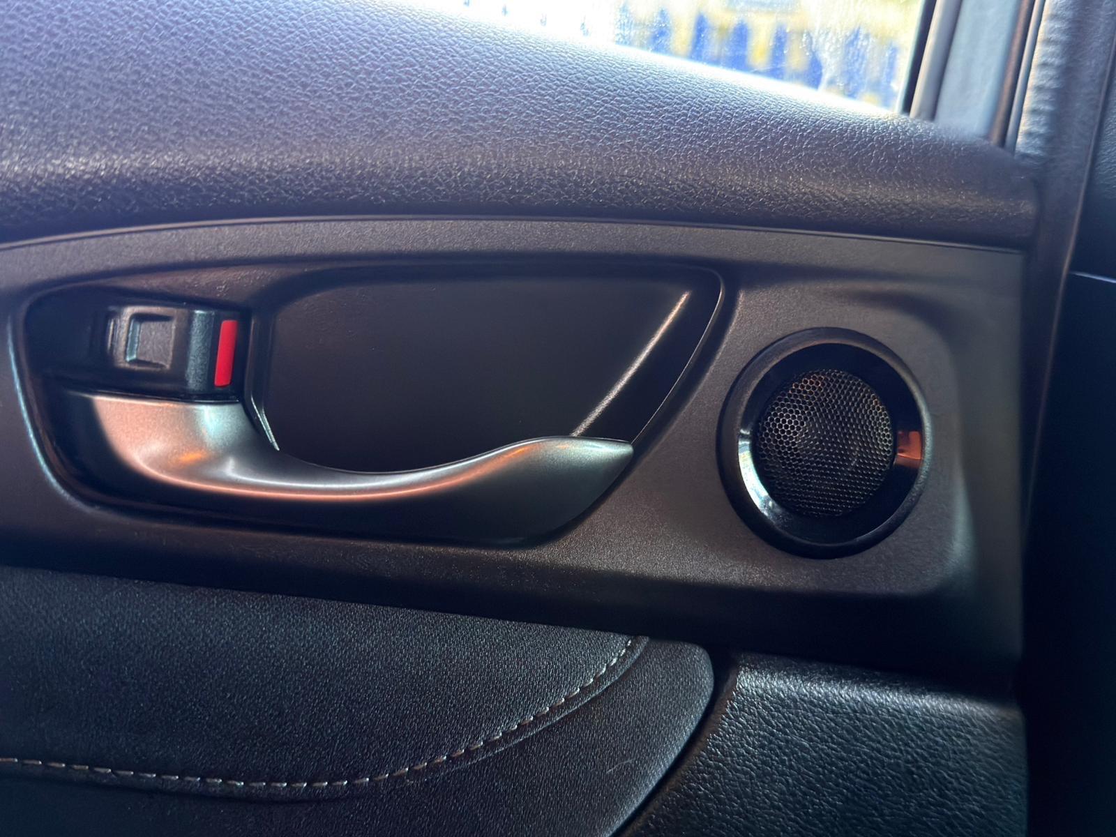 Honda Civic - Image 29