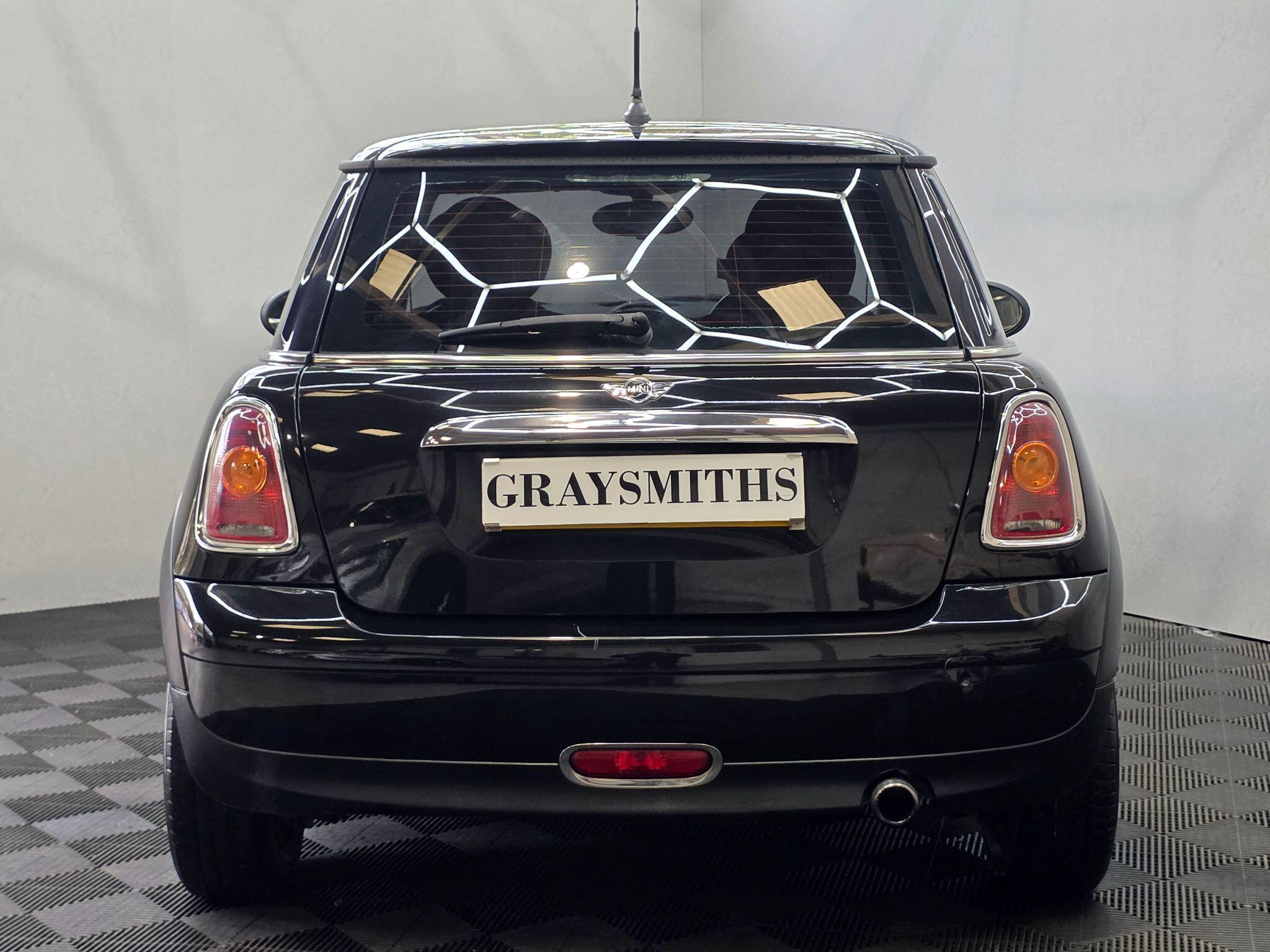 MINI Hatch - Image 7