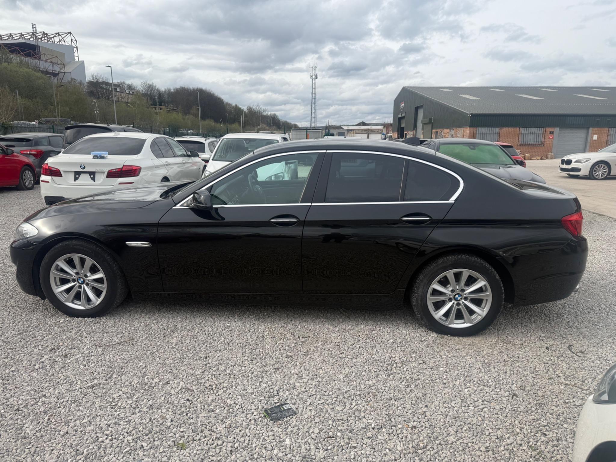 BMW 5 Series - Image 5