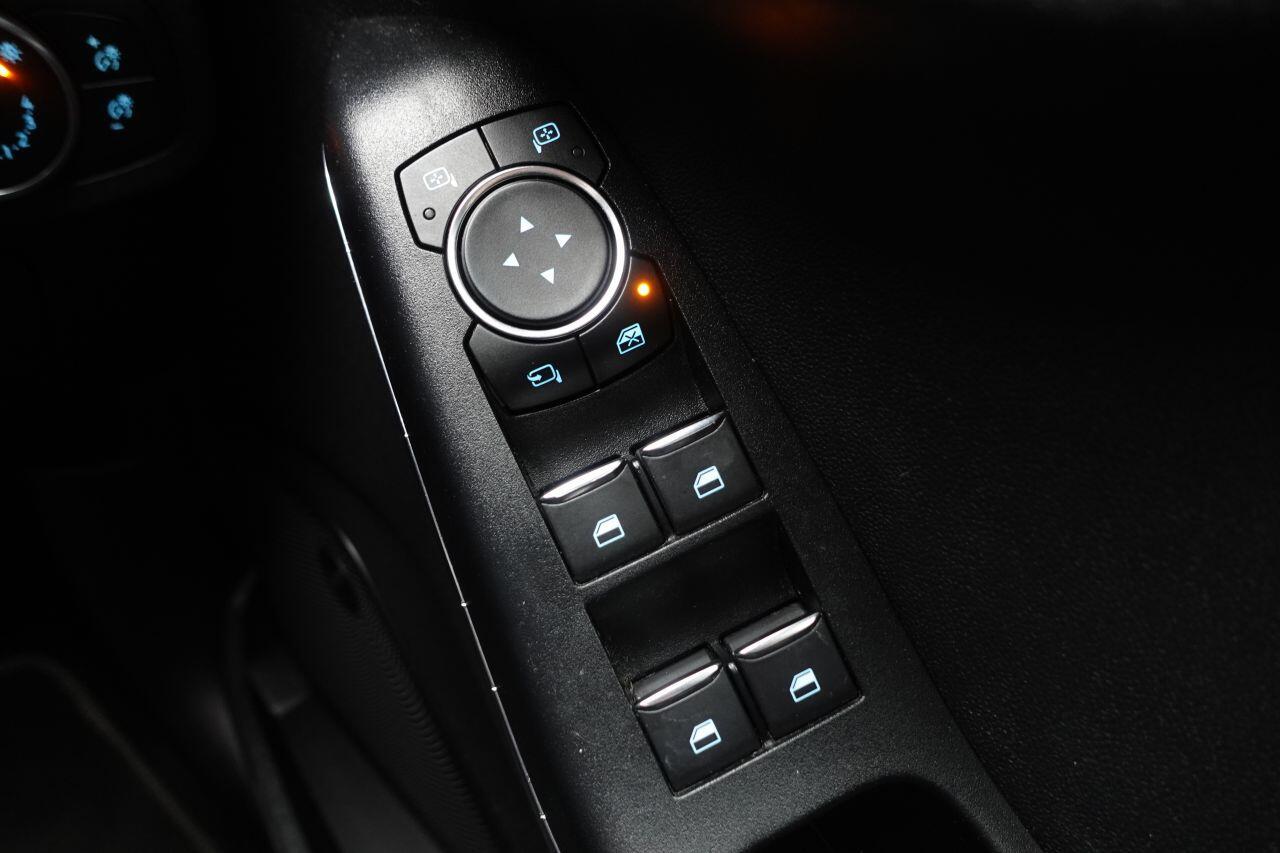 Ford Fiesta - Image 45