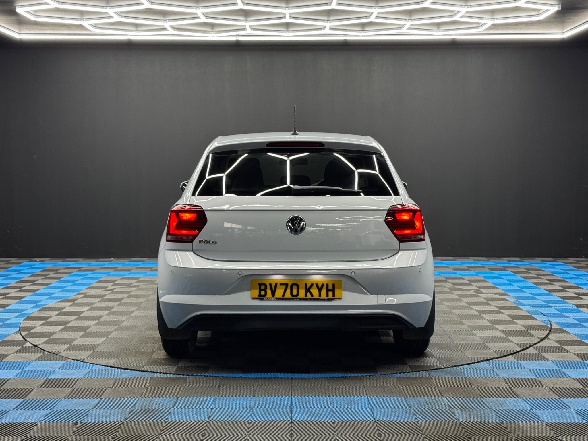 Volkswagen Polo - Image 6