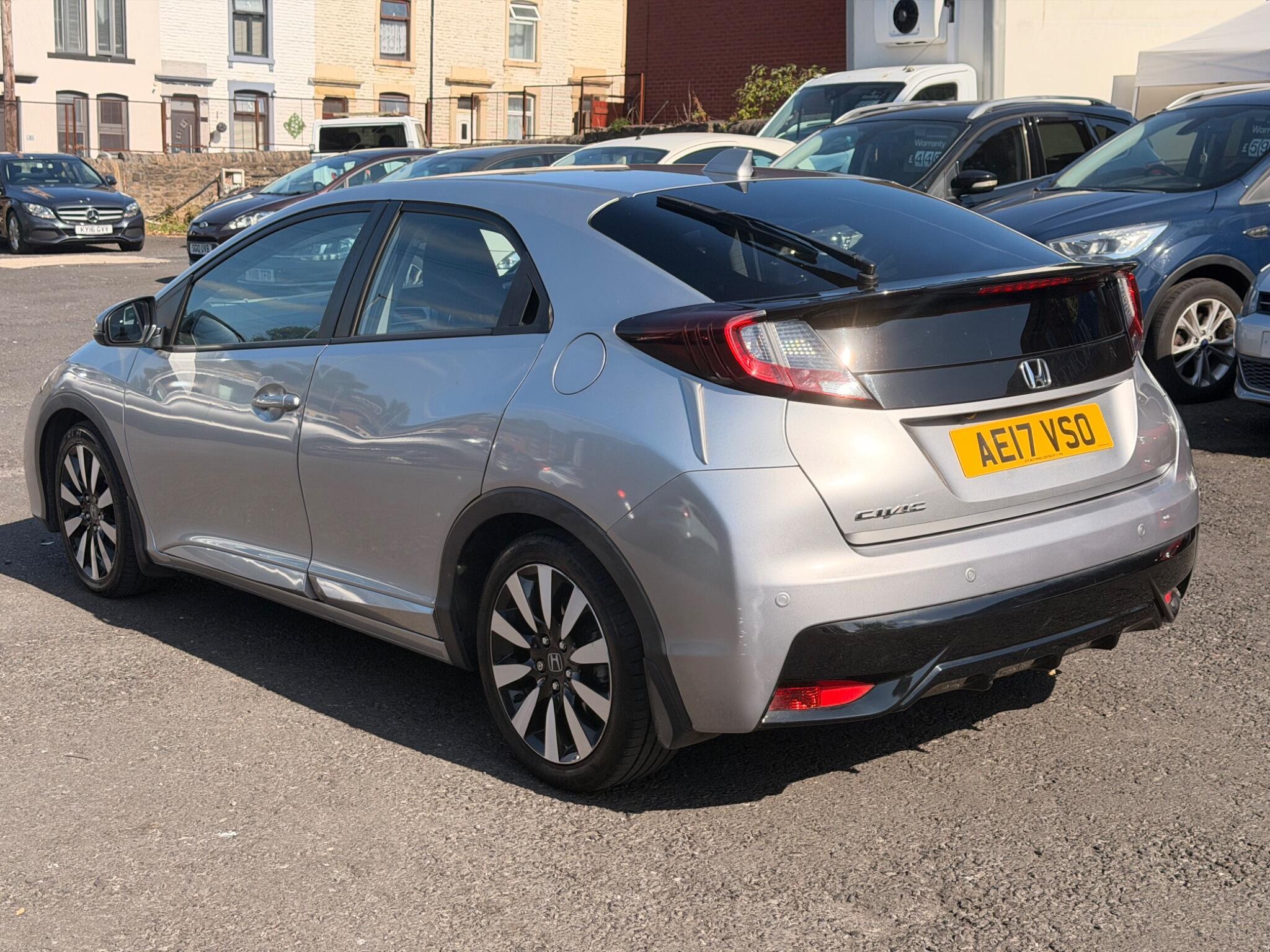 Honda Civic - Image 5