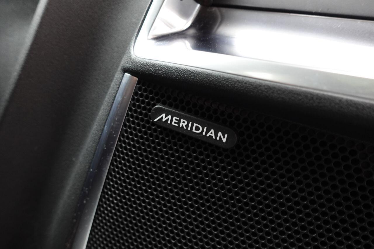 Jaguar E-Pace - Image 26