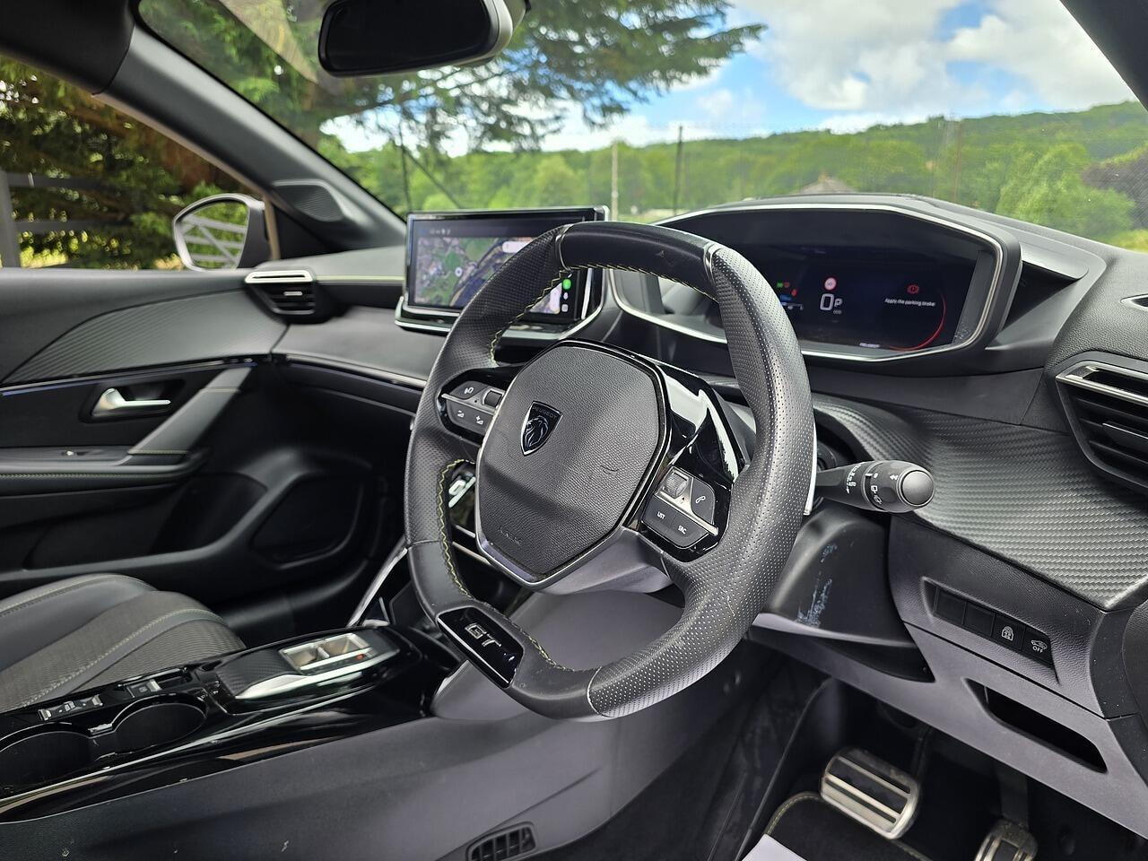 Peugeot 208 - Image 13
