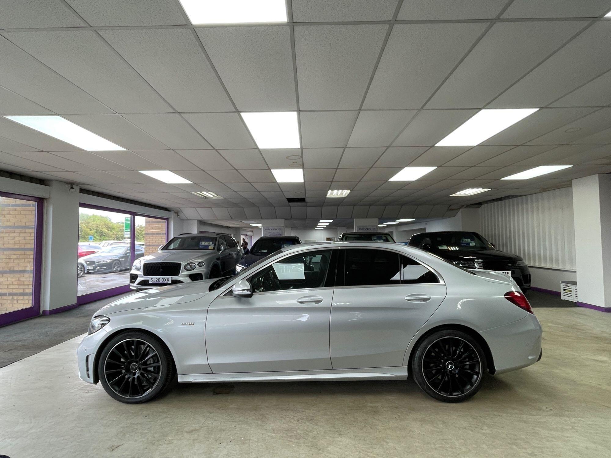 Mercedes-benz C 43 AMG - Image 13