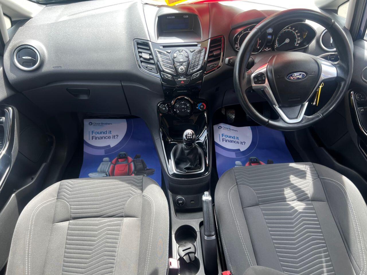 Ford Fiesta - Image 18