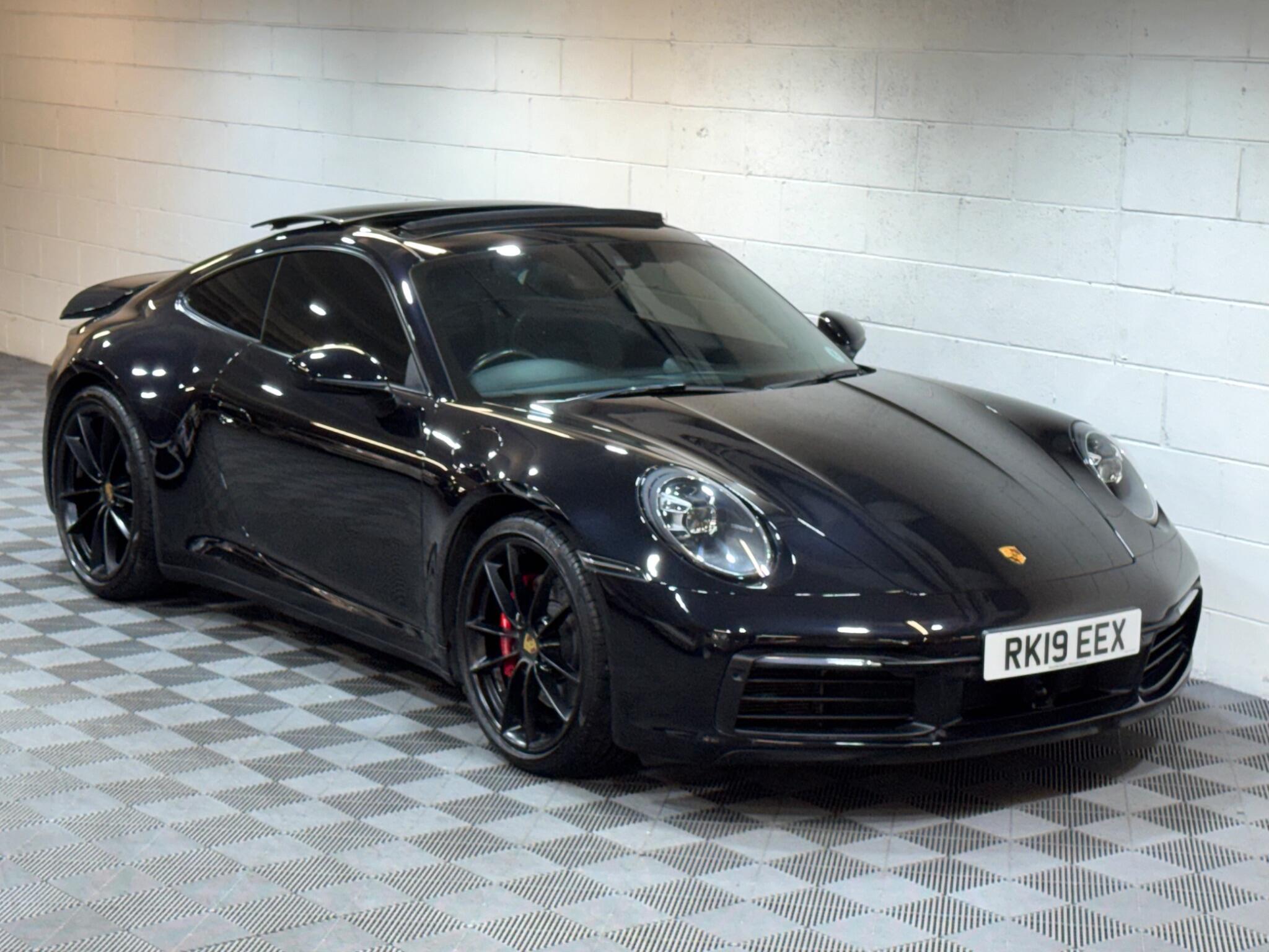 Porsche 911 - Image 25