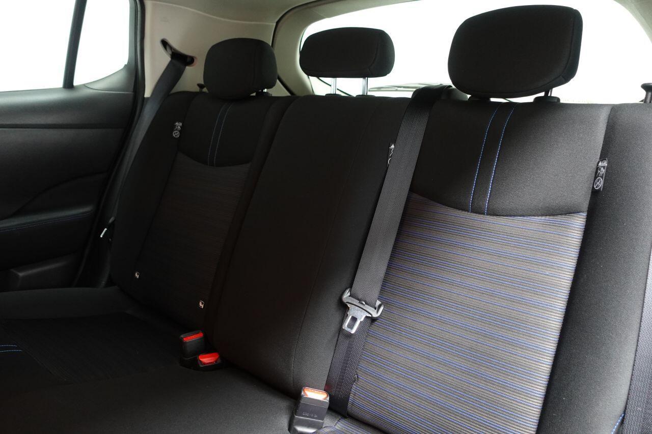 Nissan Leaf - Image 15