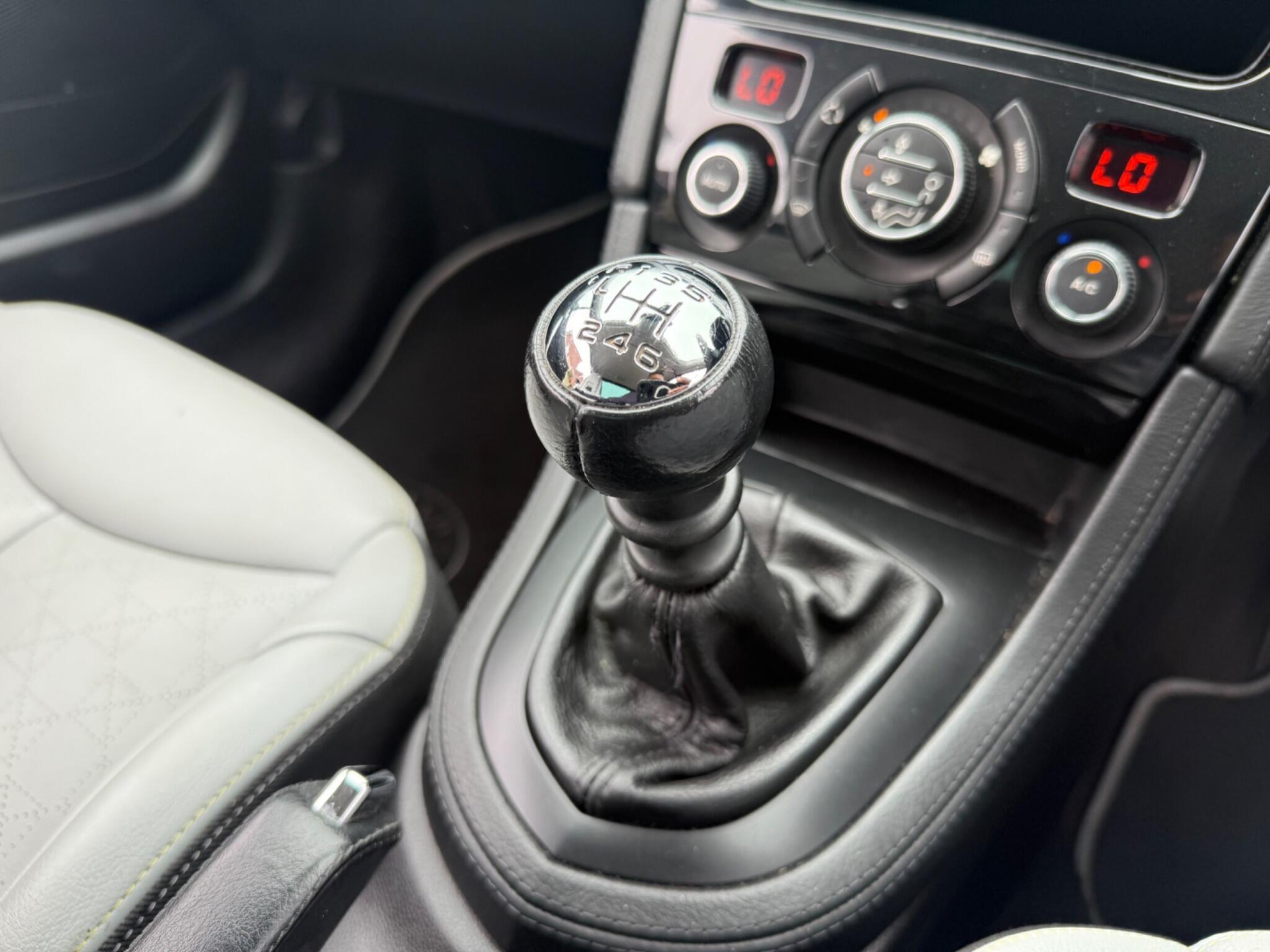 Peugeot 308 CC - Image 28