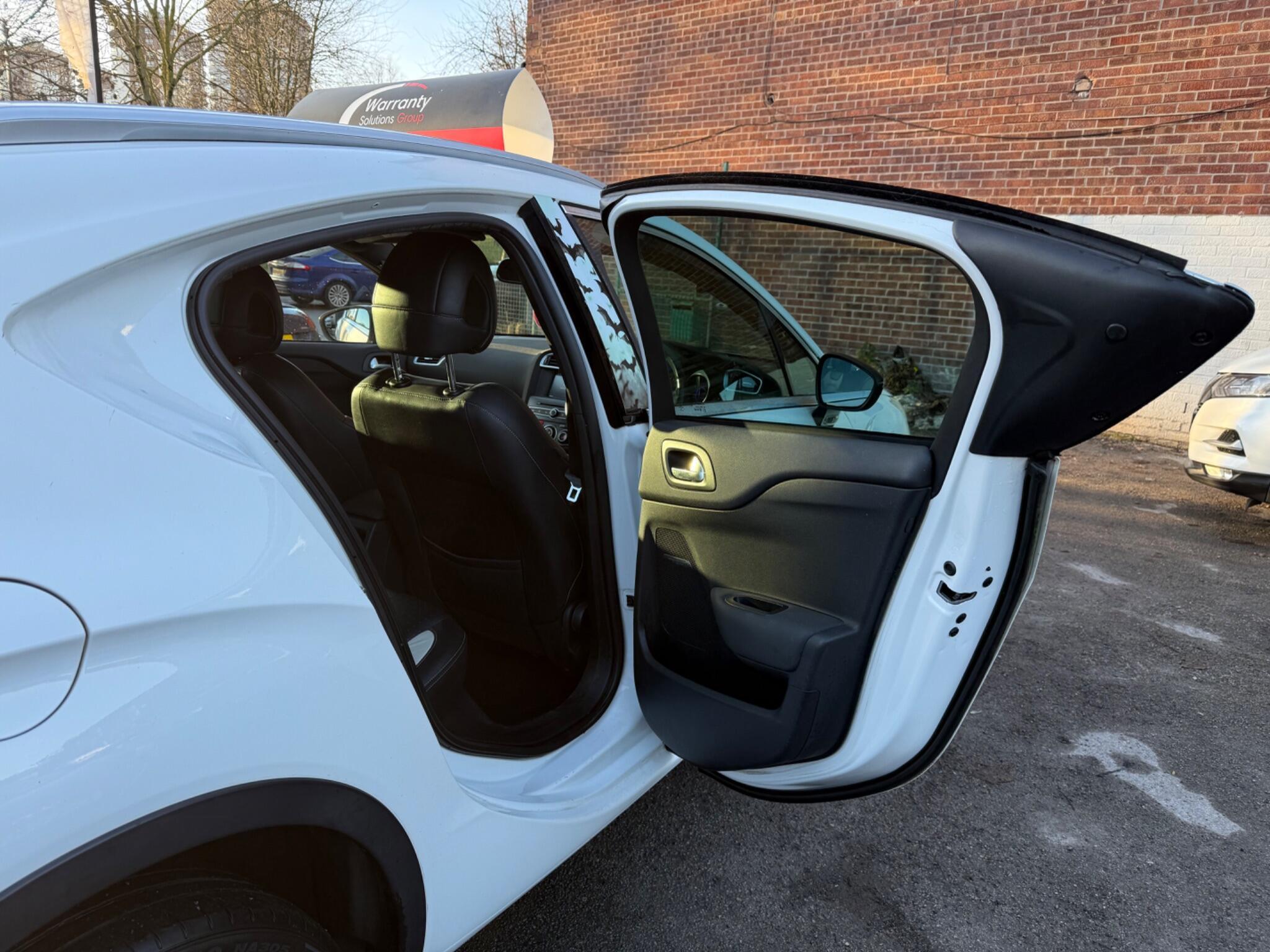 DS AUTOMOBILES DS 4 CROSSBACK - Image 25