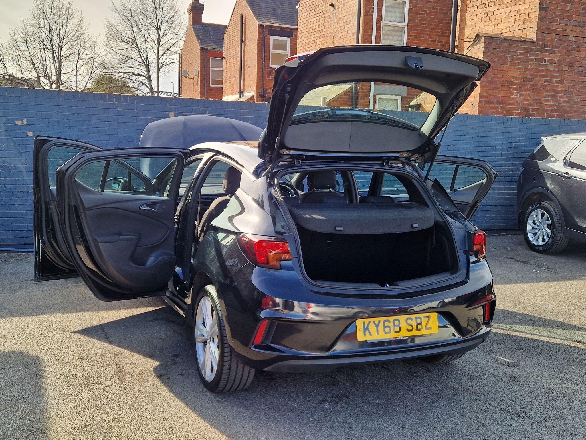 Vauxhall Astra - Image 19