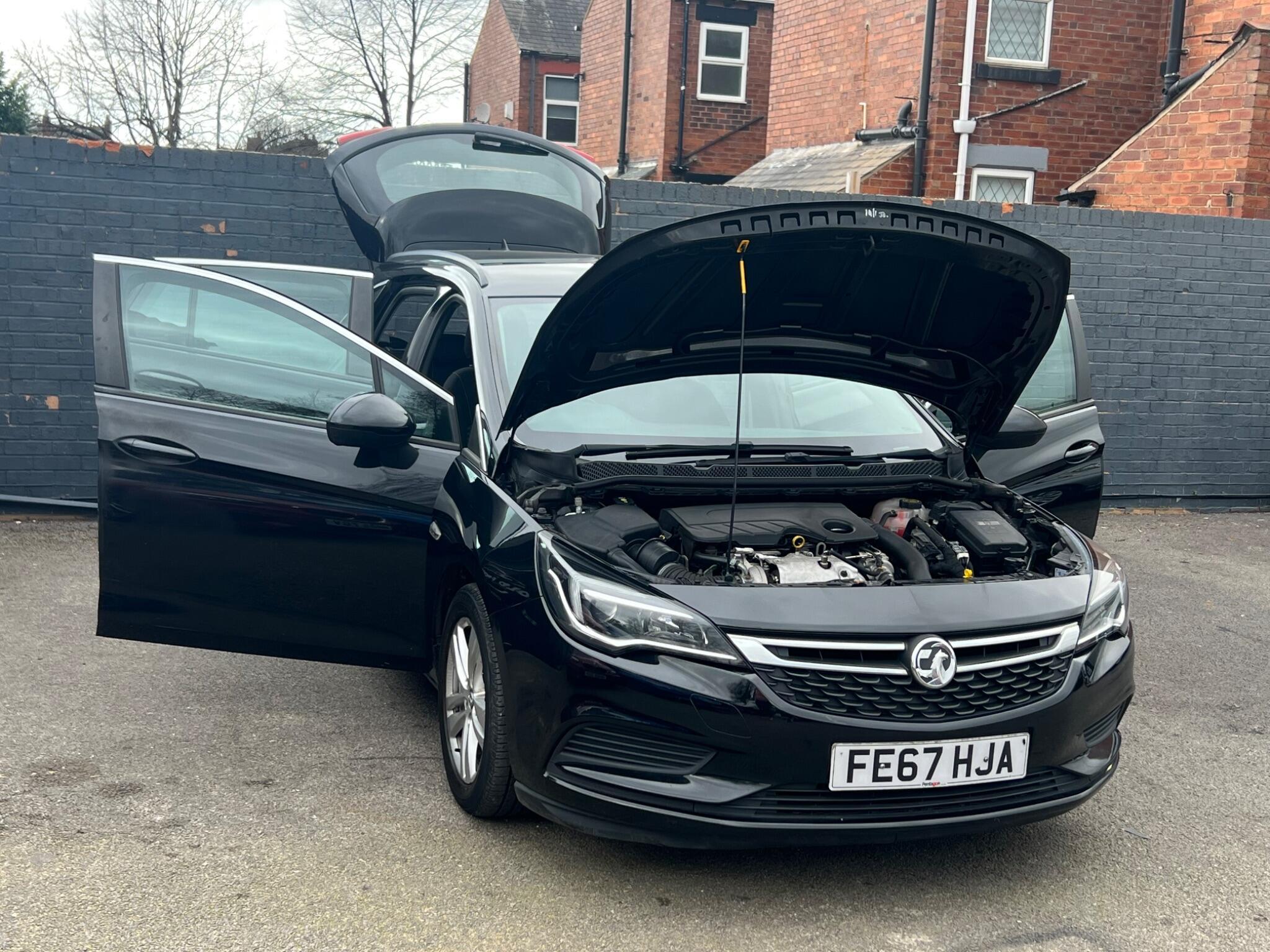 Vauxhall Astra - Image 13