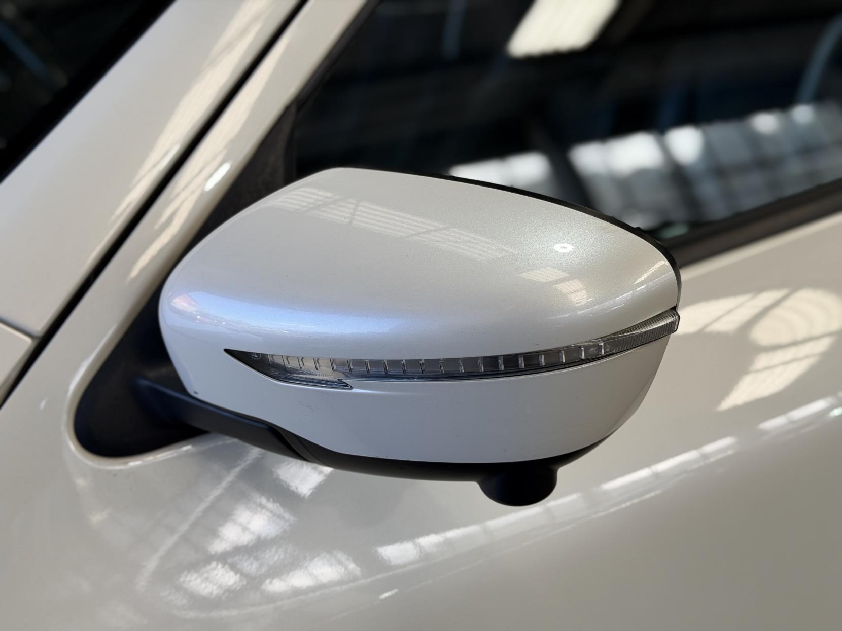 Nissan Juke - Image 14