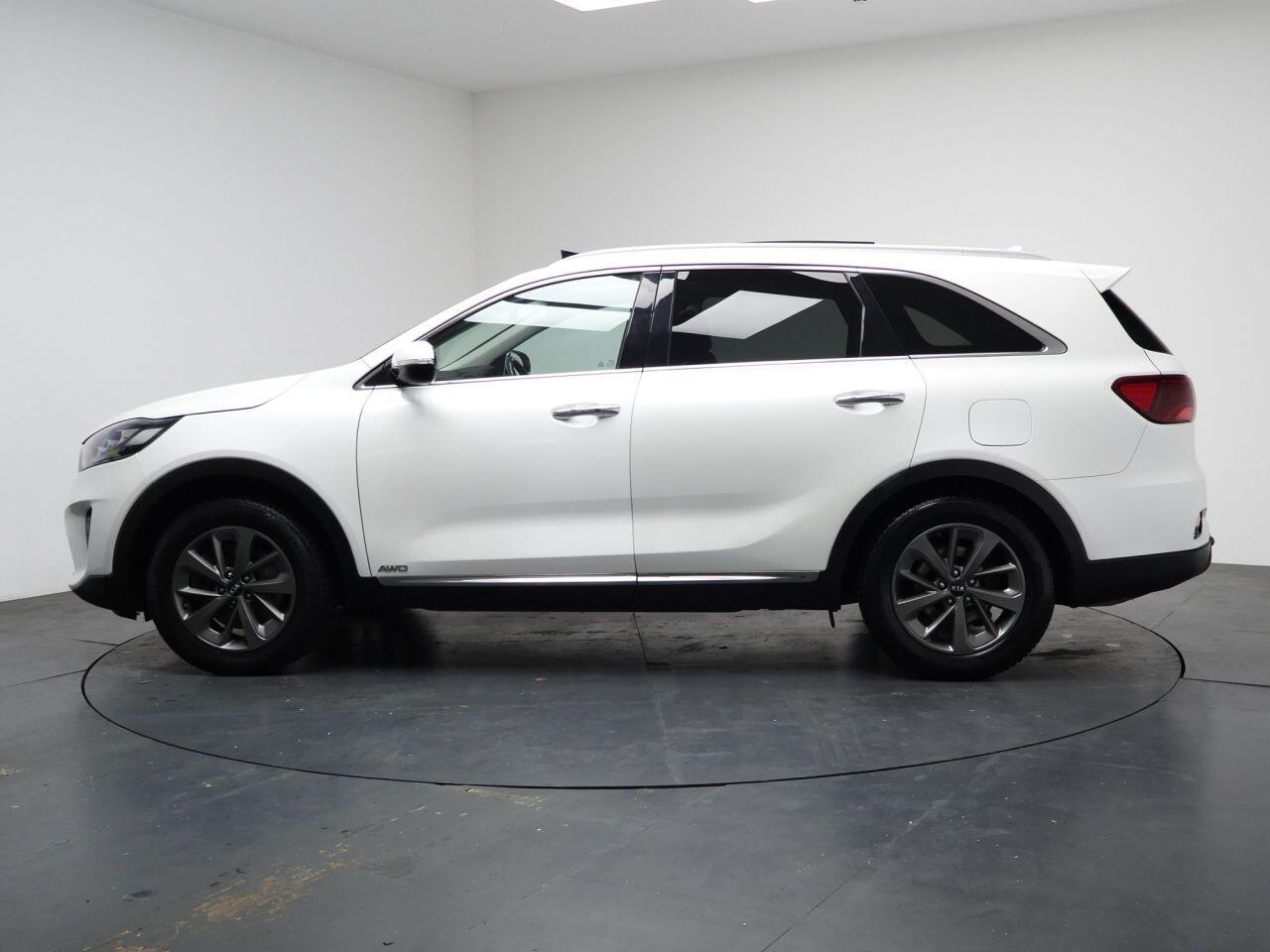 Kia Sorento - Image 8