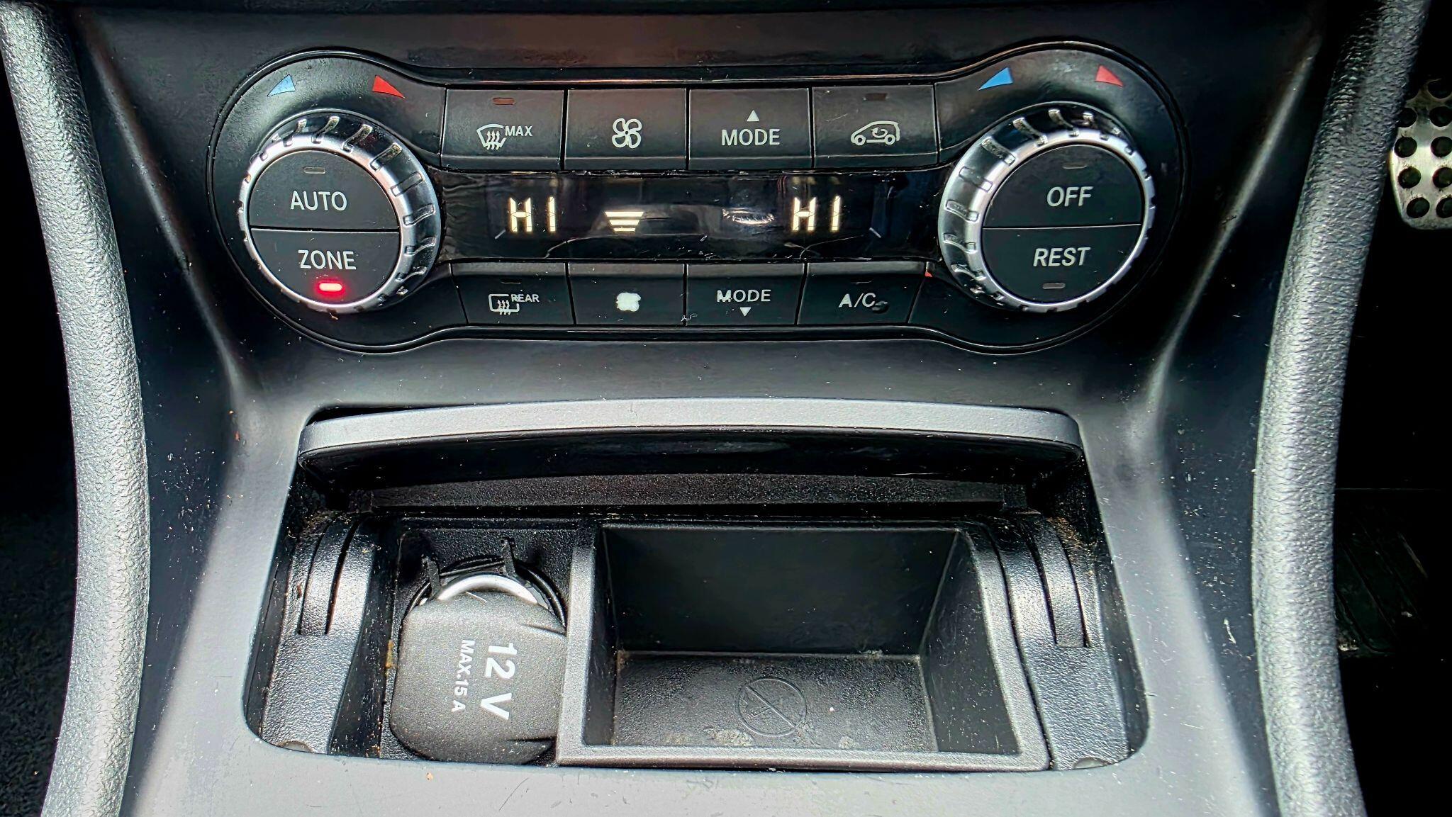 Mercedes CLA - Image 29