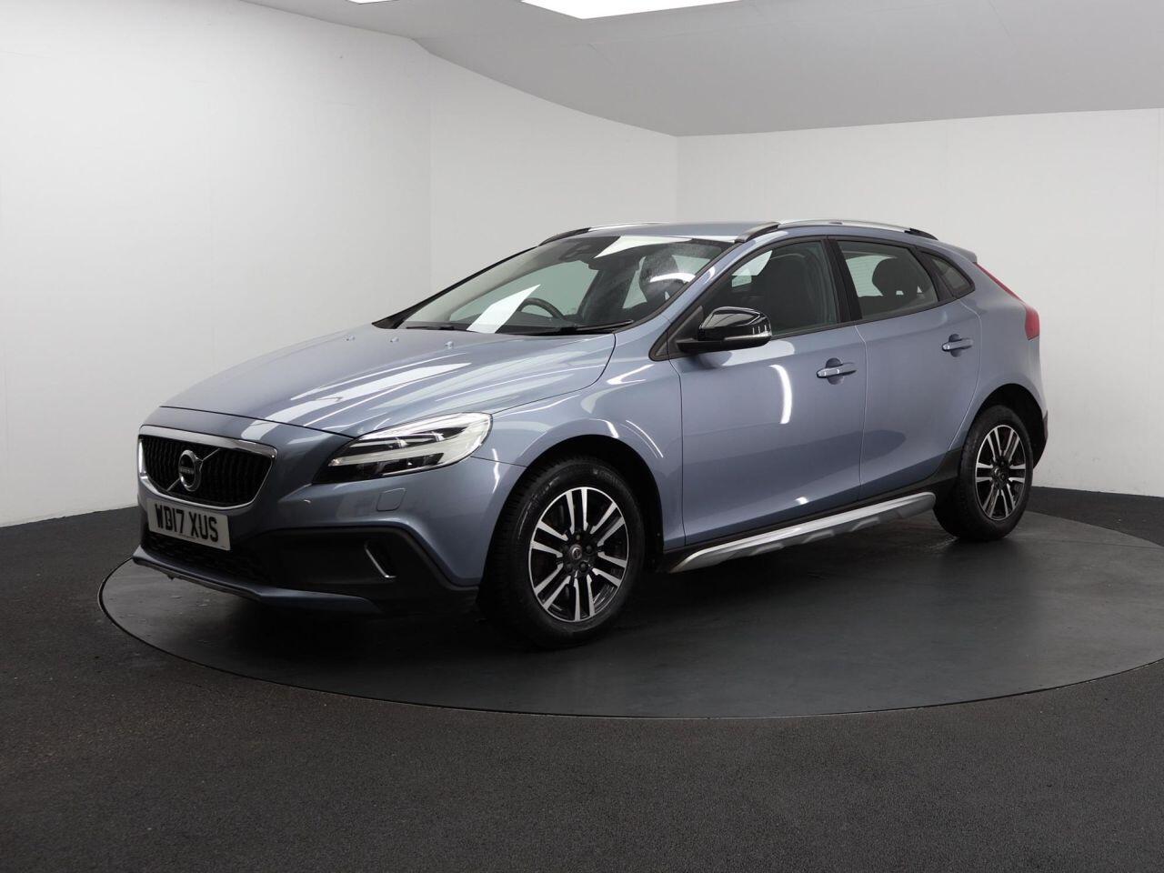 Volvo V40 CROSS COUNTRY - Image 6