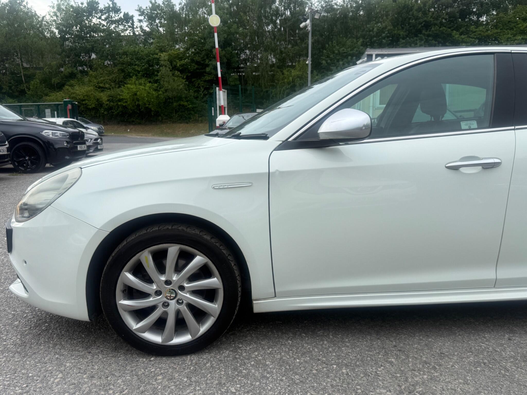 Alfa Romeo Giulietta - Image 11