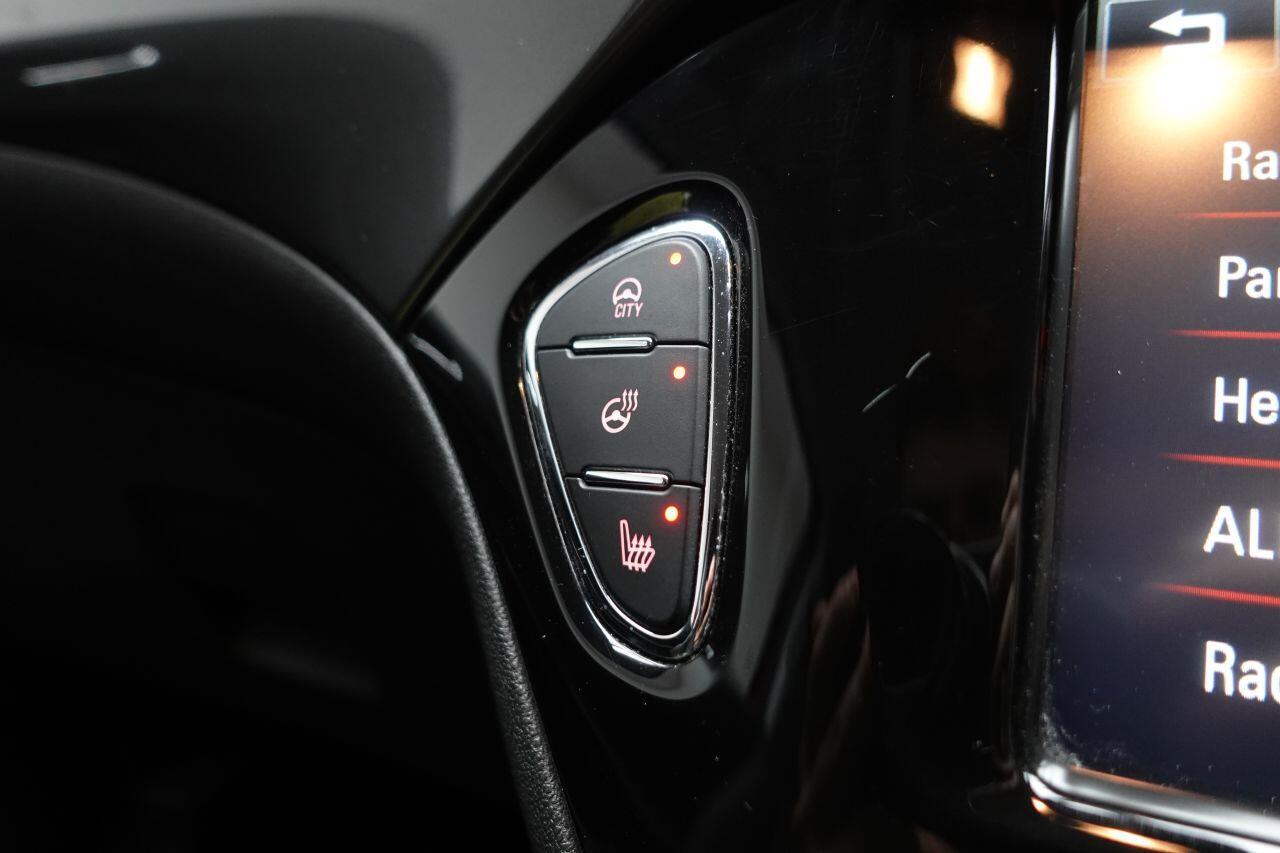 Vauxhall Corsa - Image 35