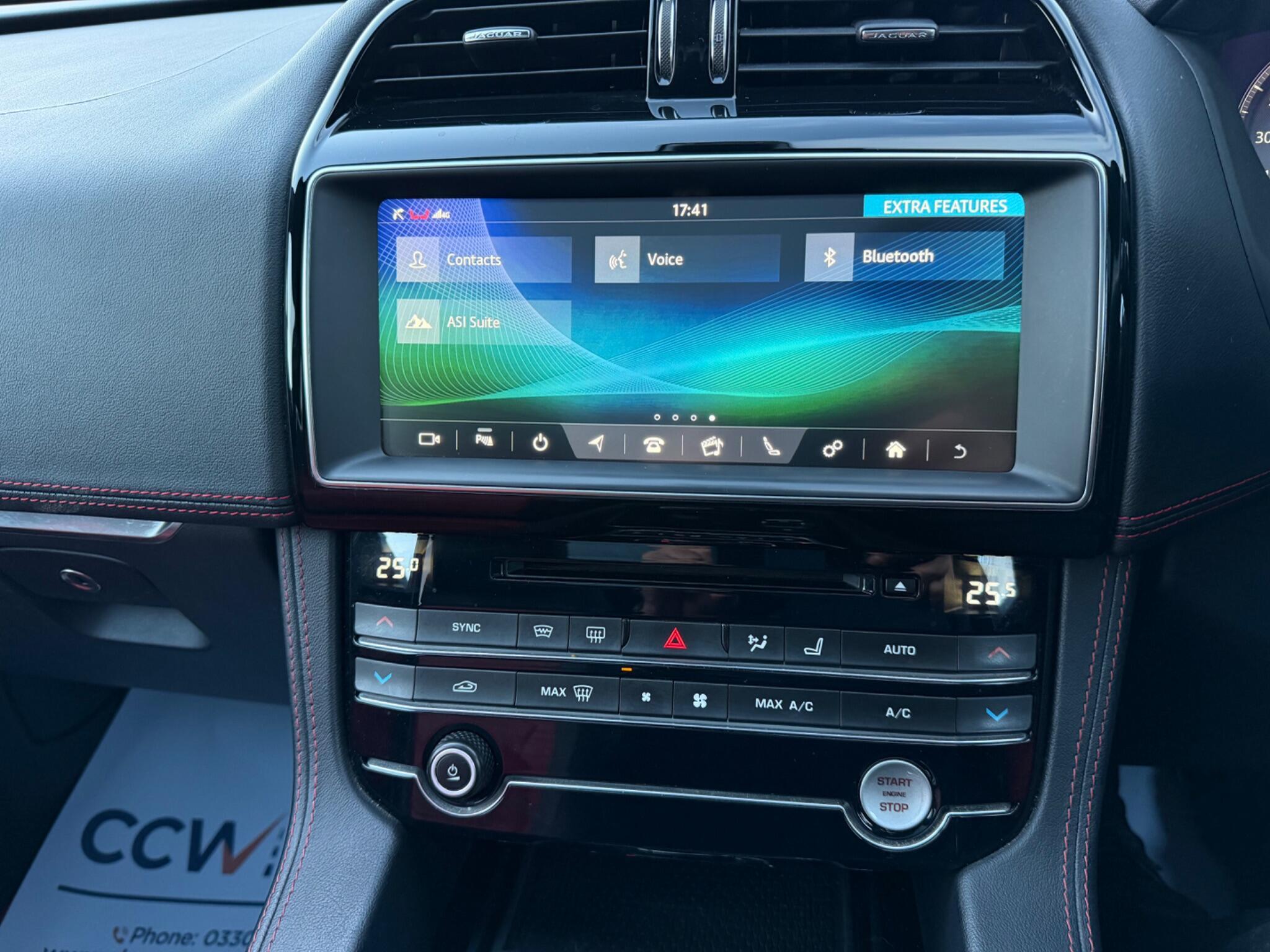 Jaguar F-Pace - Image 71