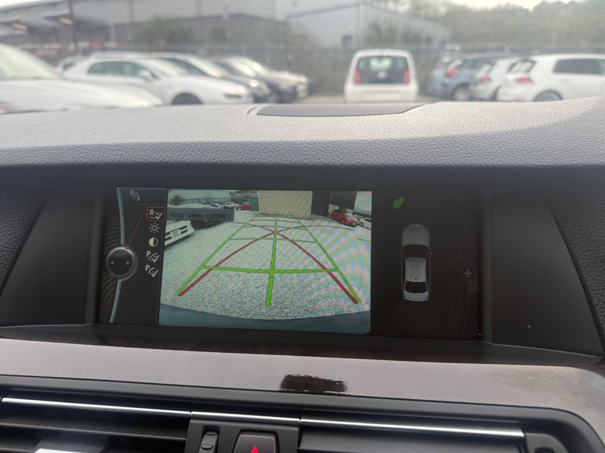 BMW 5 Series - Image 16
