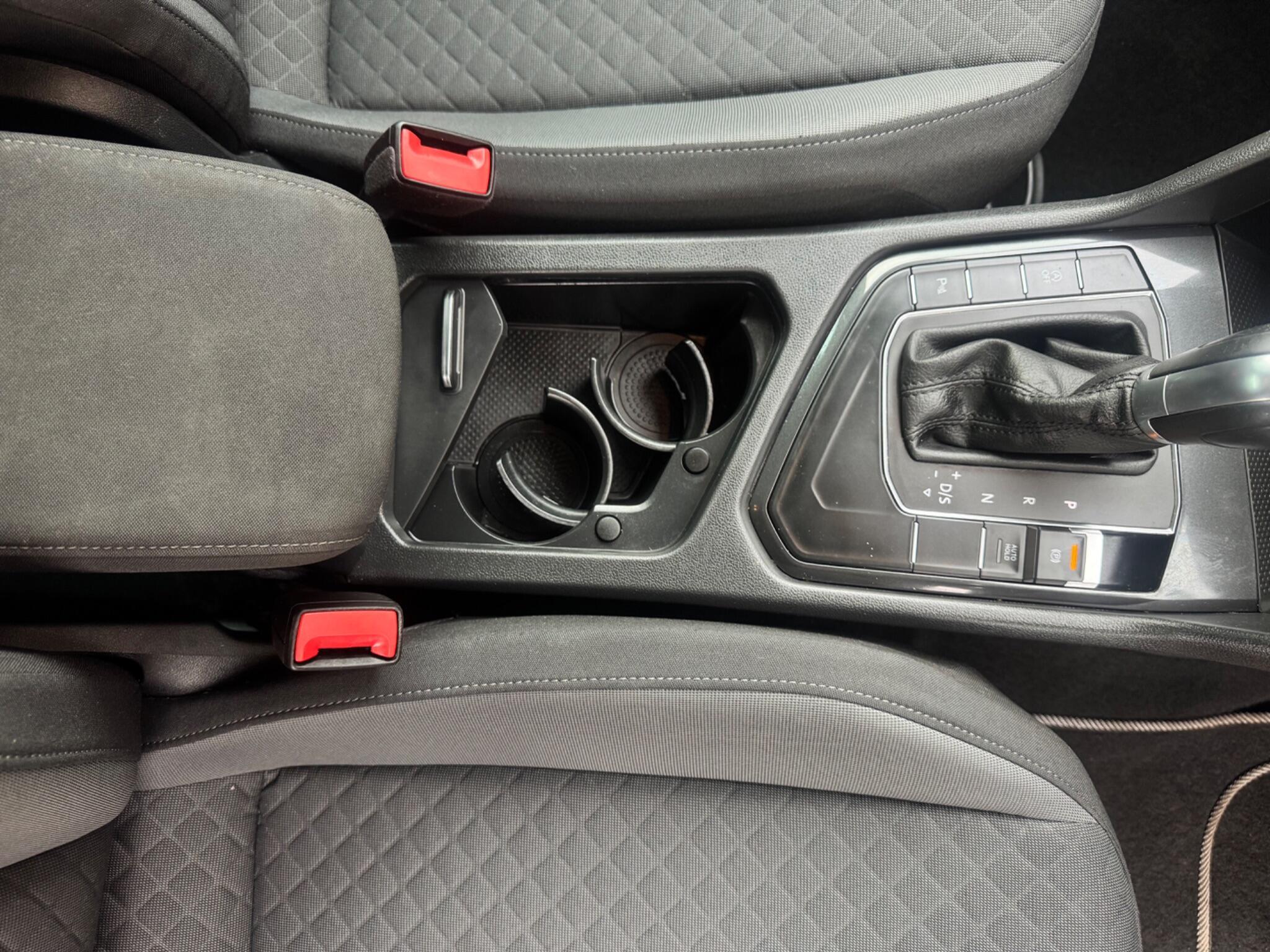 Volkswagen Tiguan - Image 27