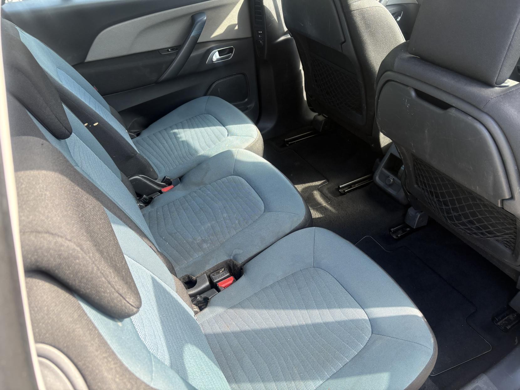 Citroen Grand C4 Picasso - Image 25