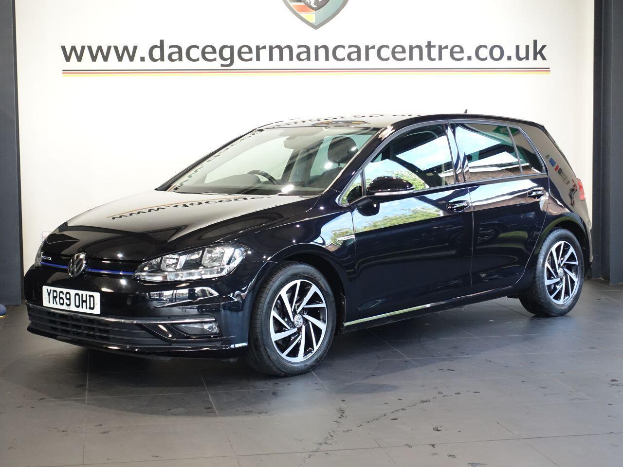 Volkswagen Golf - Image 9