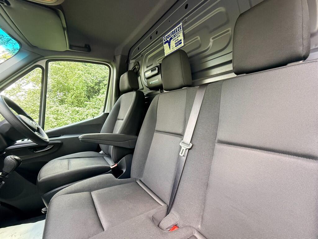 Mercedes Sprinter - Image 26