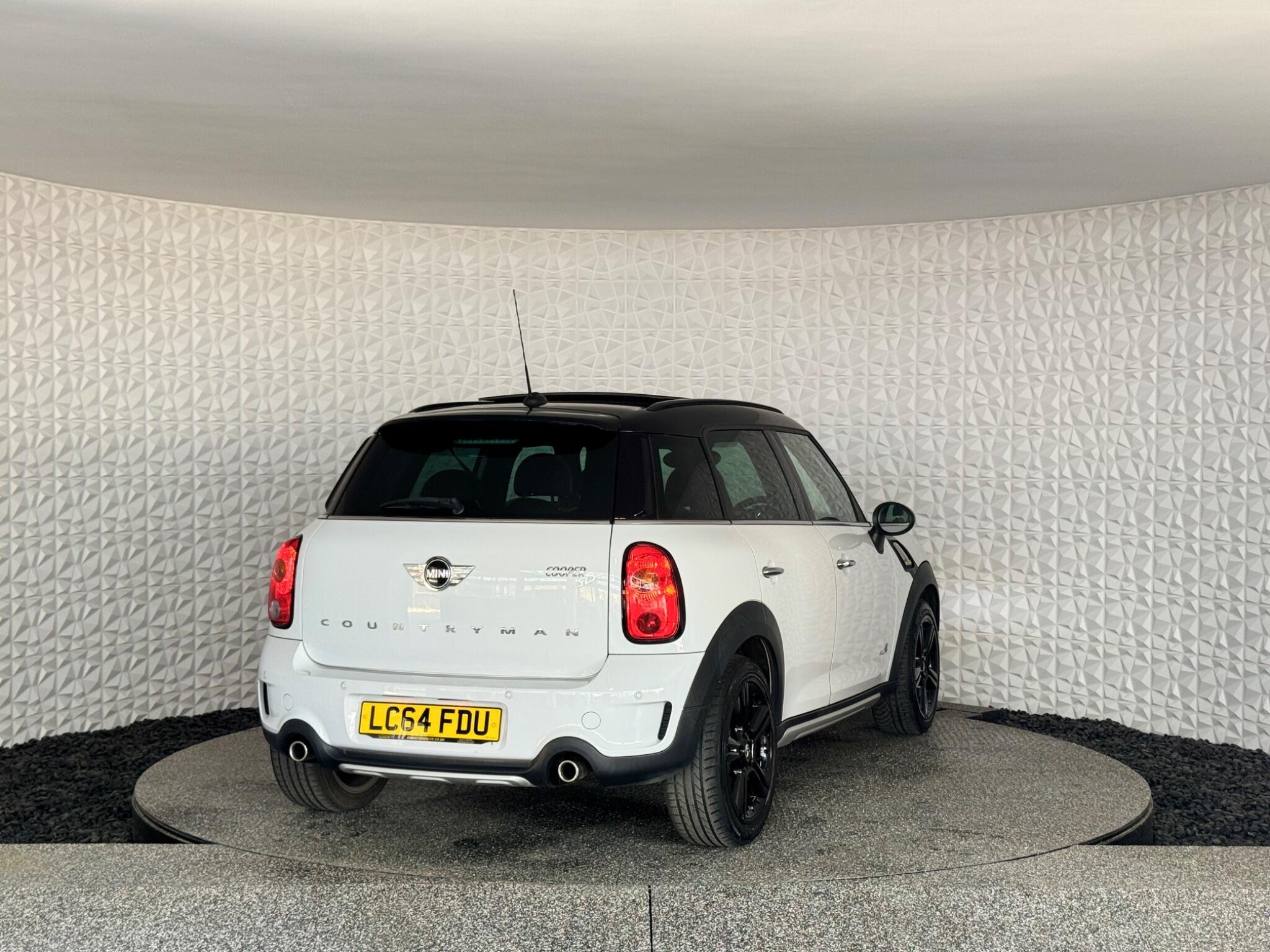 MINI Countryman - Image 11