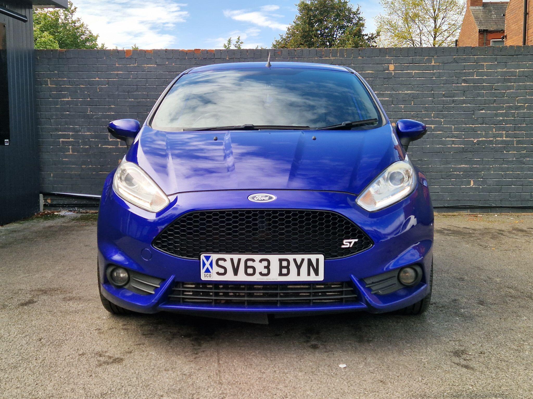 Ford Fiesta - Image 17