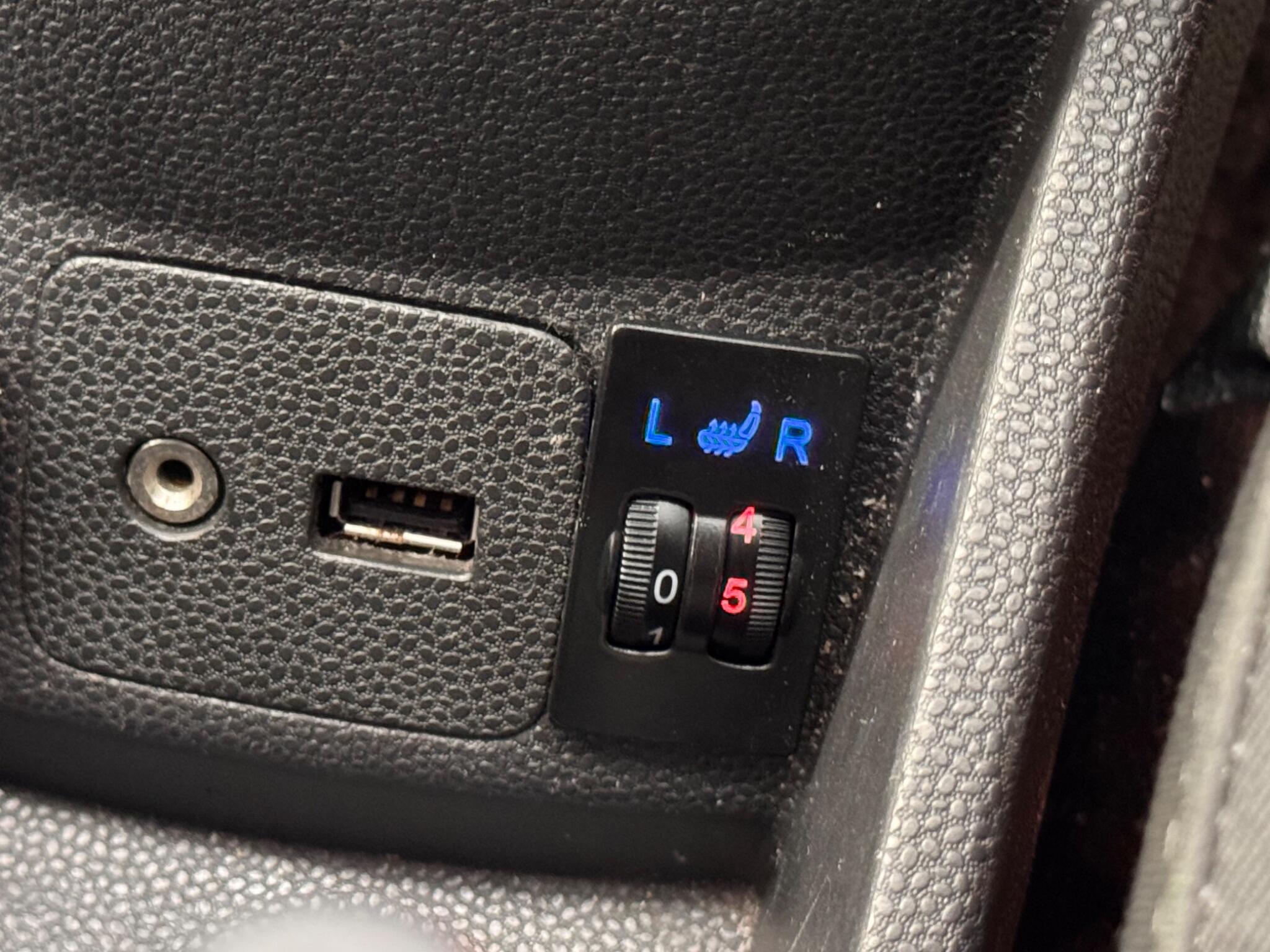 Ford Fiesta - Image 26