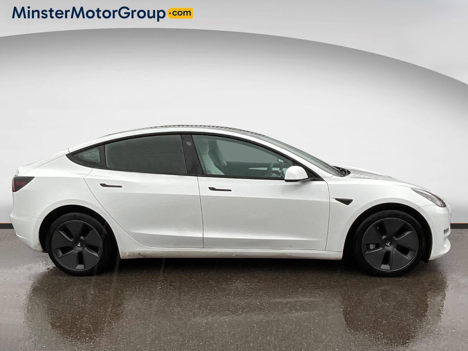 Tesla Model 3 - Image 2