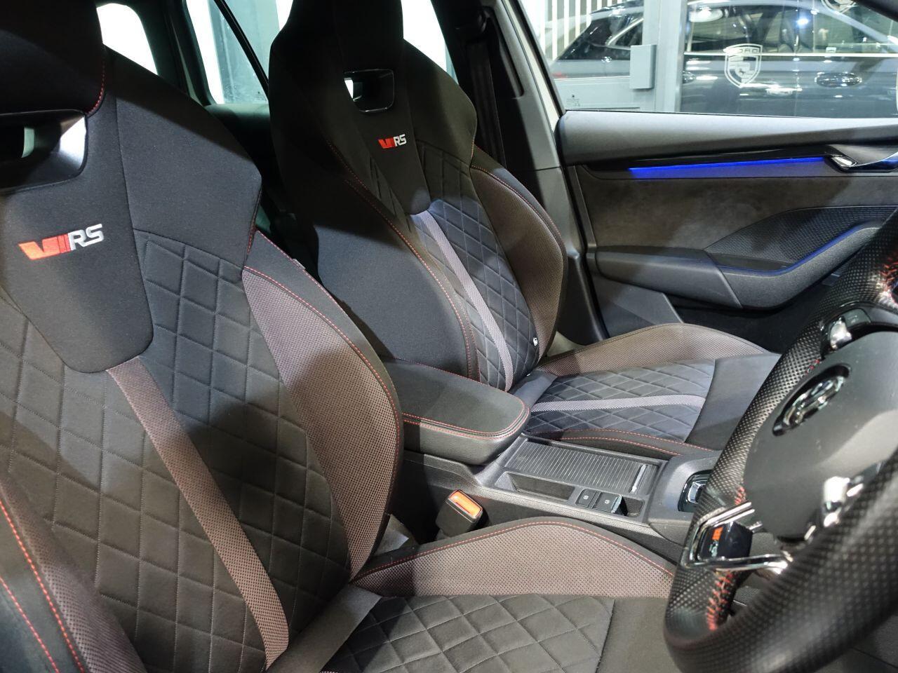 Skoda Octavia - Image 18