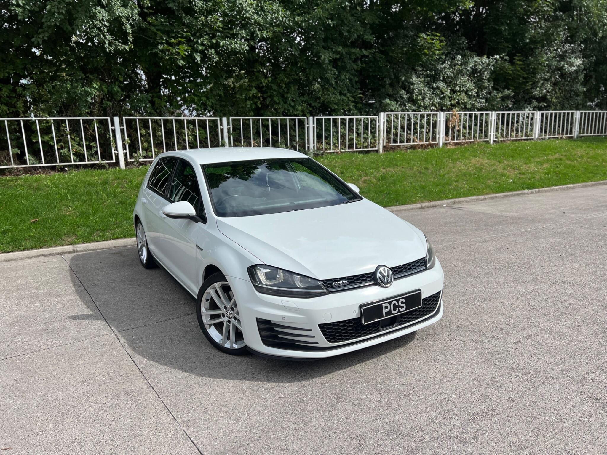 Volkswagen Golf - Image 5