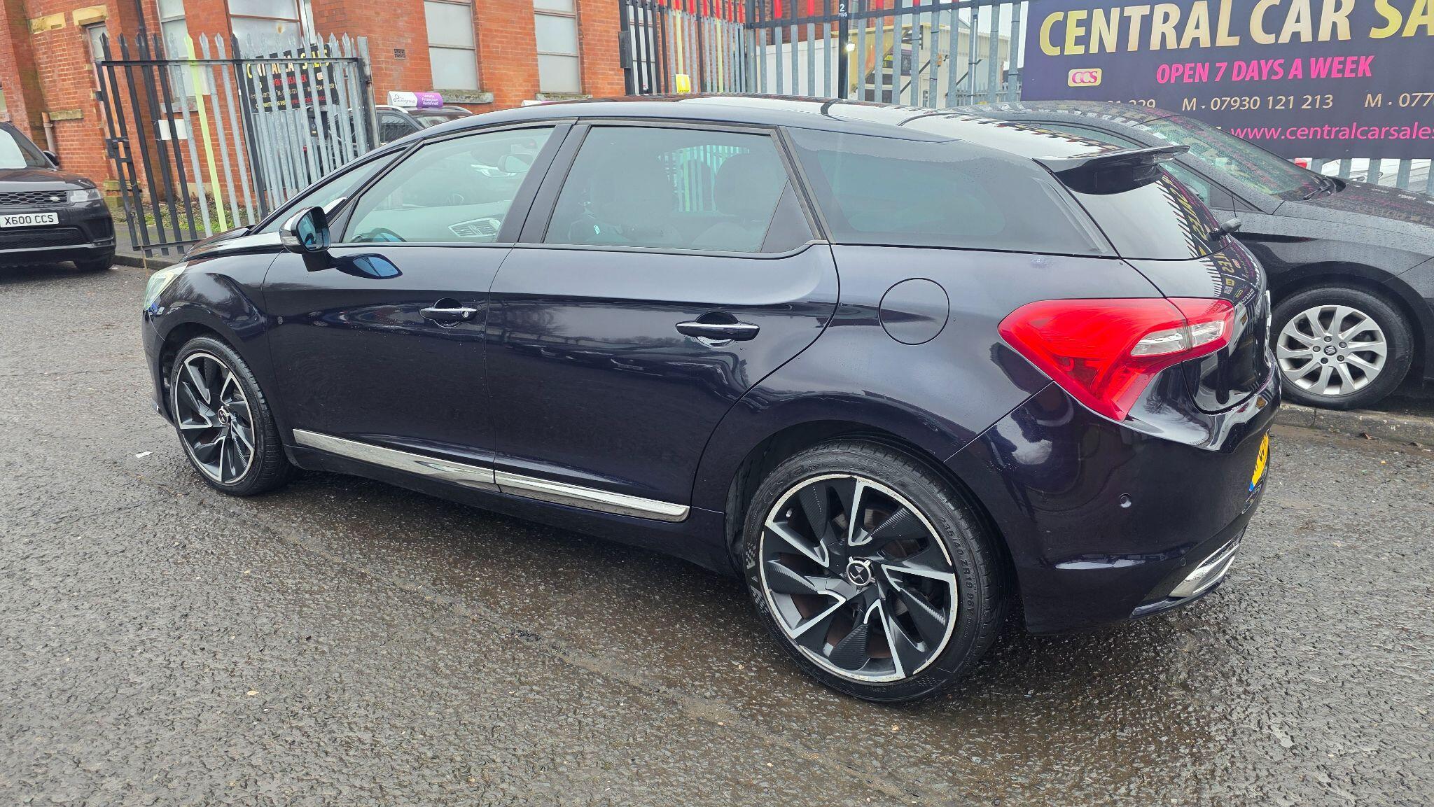 DS AUTOMOBILES DS 5 - Image 15