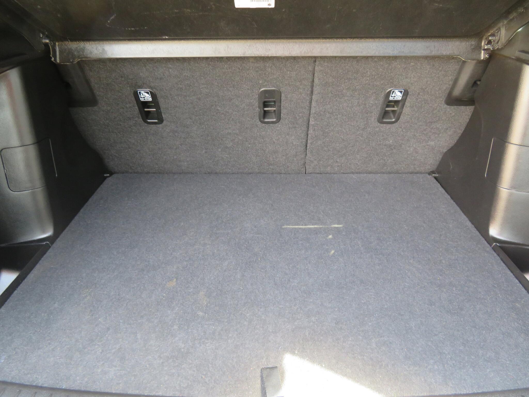 Suzuki Vitara - Image 10