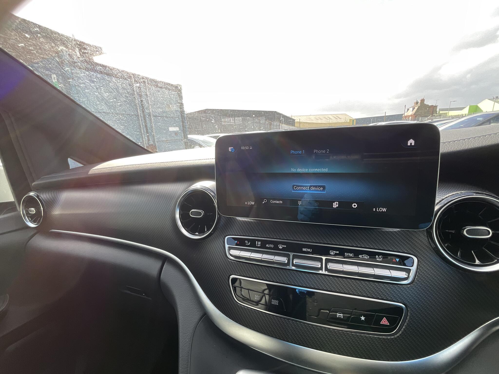 Mercedes V Class - Image 9
