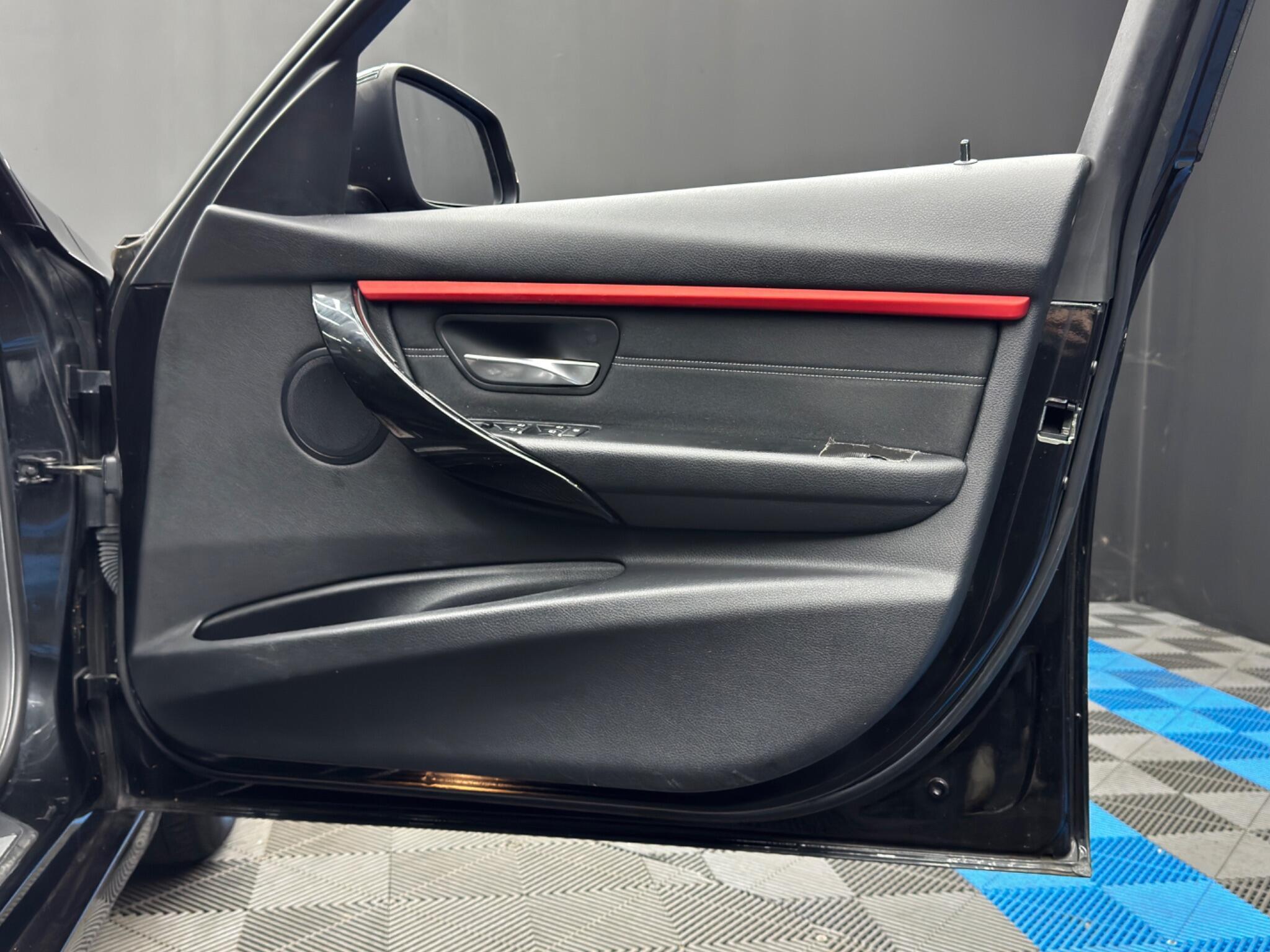 BMW 3 Series - Image 40