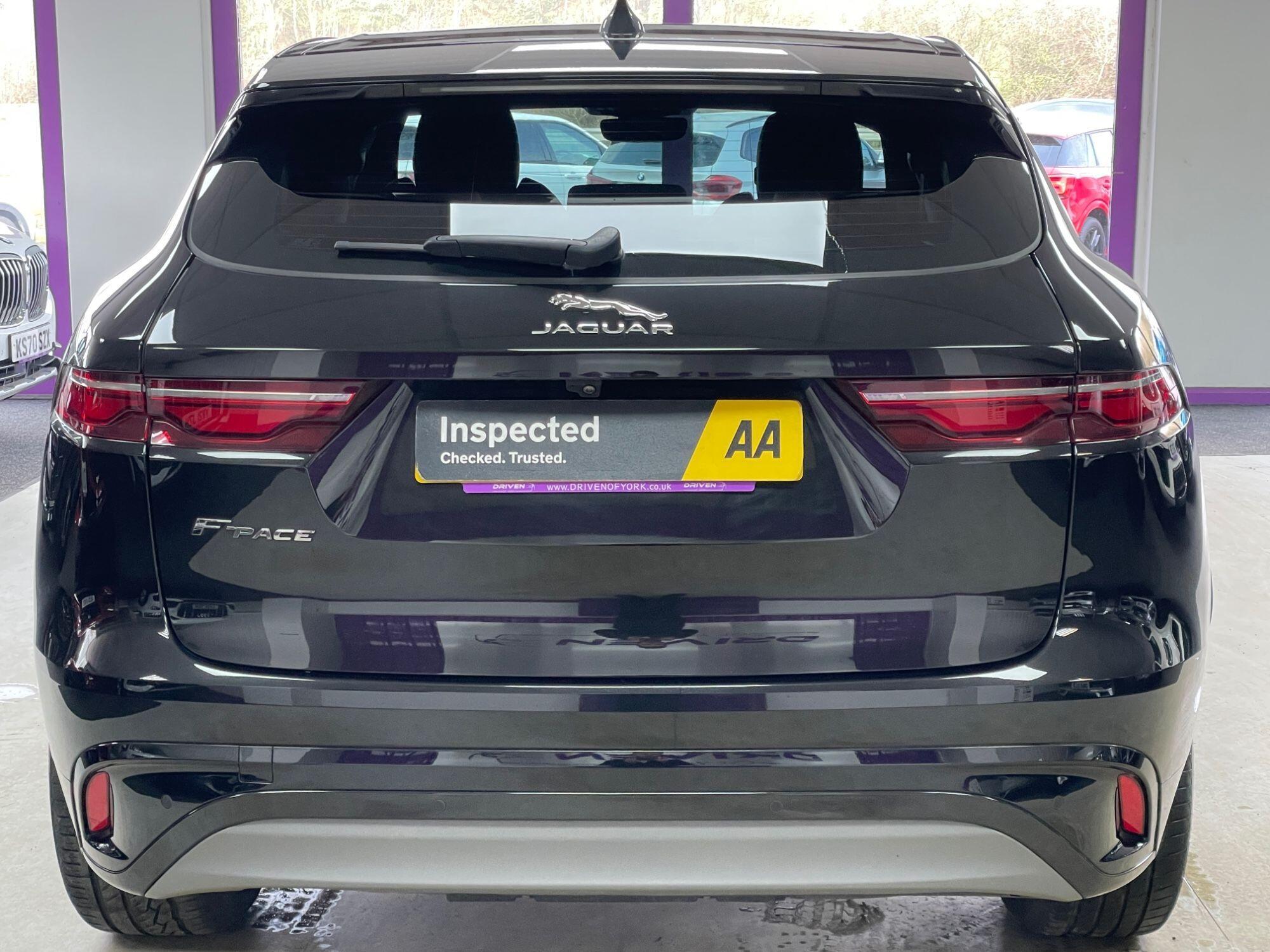 Jaguar F-Pace - Image 11