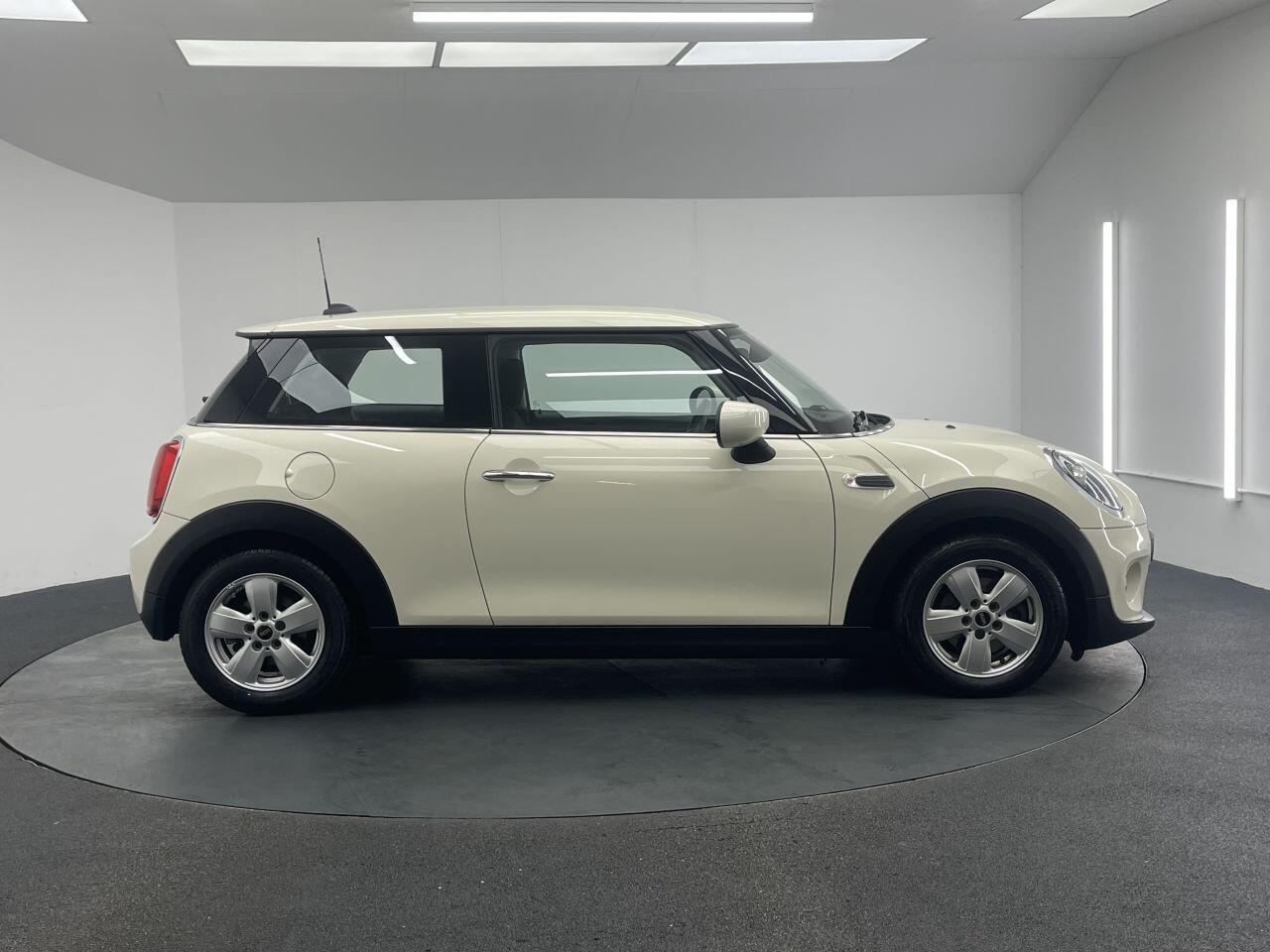 MINI Hatch - Image 13