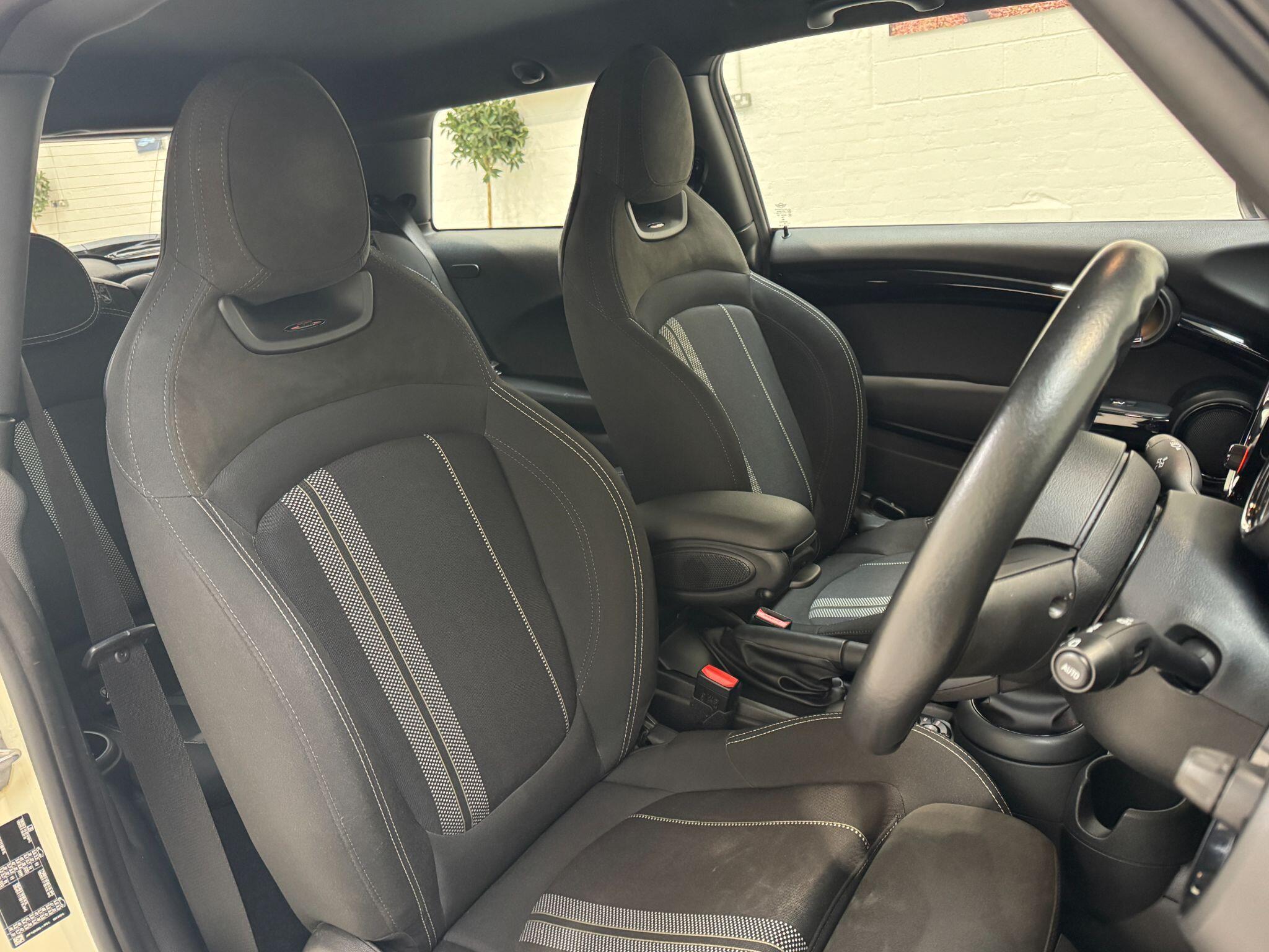 MINI Hatch - Image 17